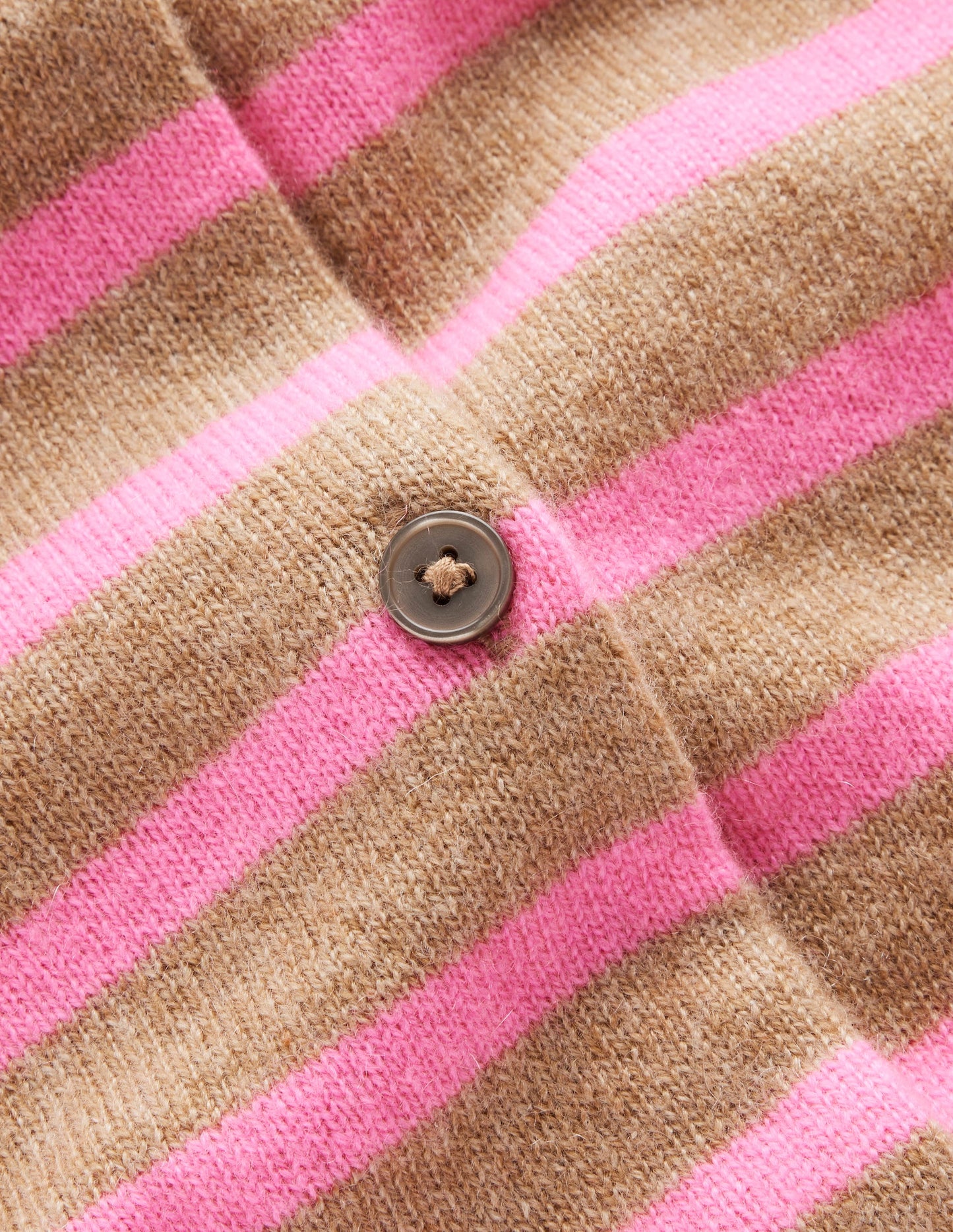 Eva Cashmere Crew Cardigan-Camel Melange/ Fluro Pink