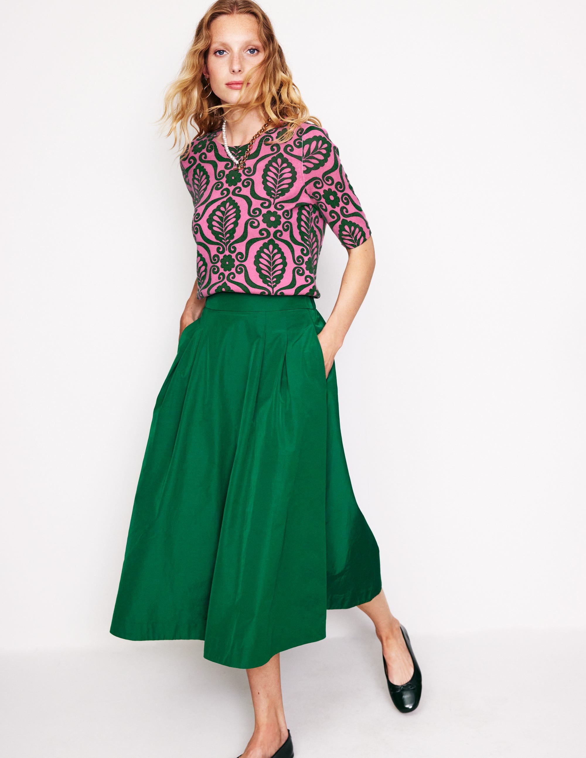 T-shirt Eva en cachemire-Rose festif, motif Foliage Stamp - Image 4