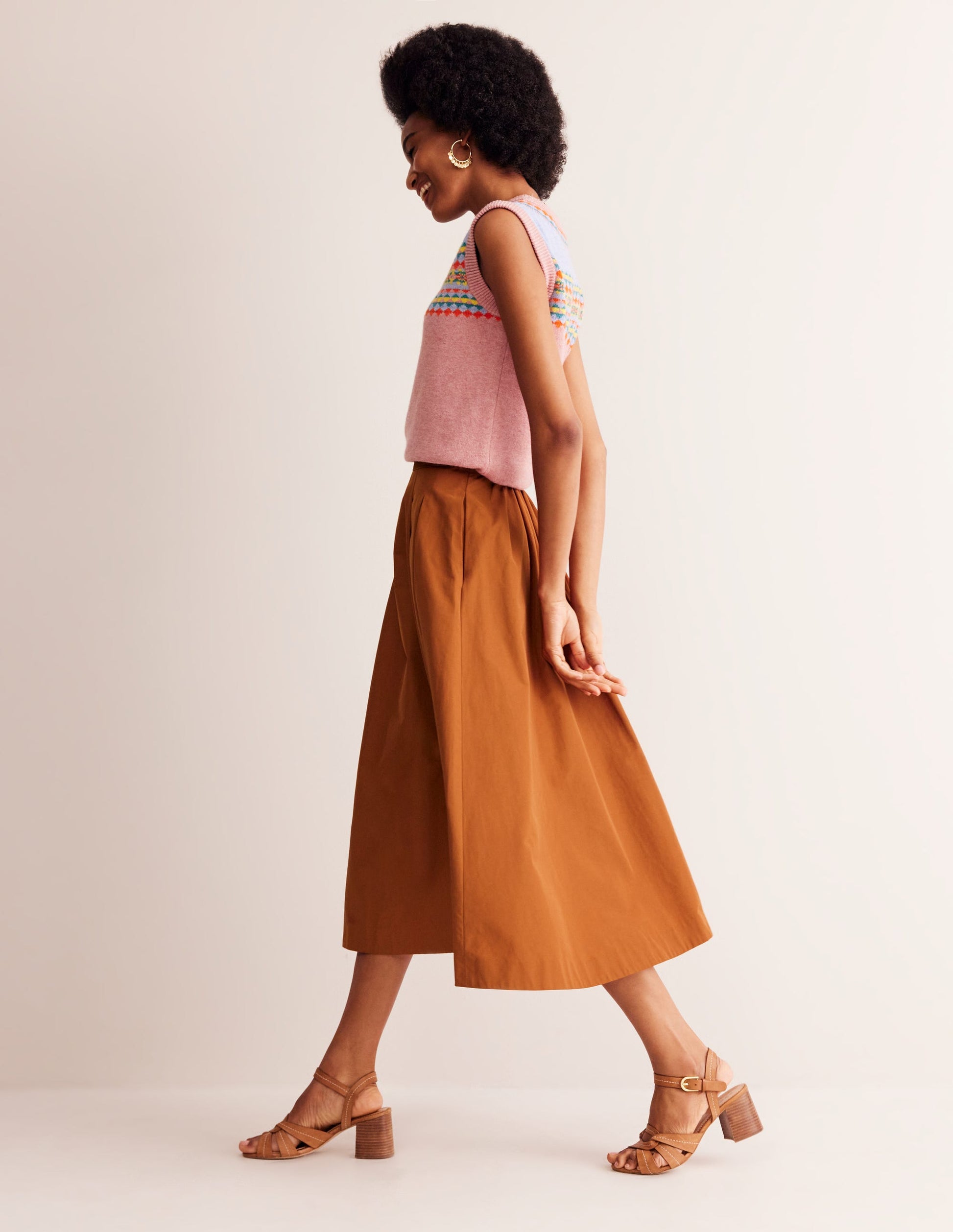 Isabella Midirock aus Taft-Ocker-1