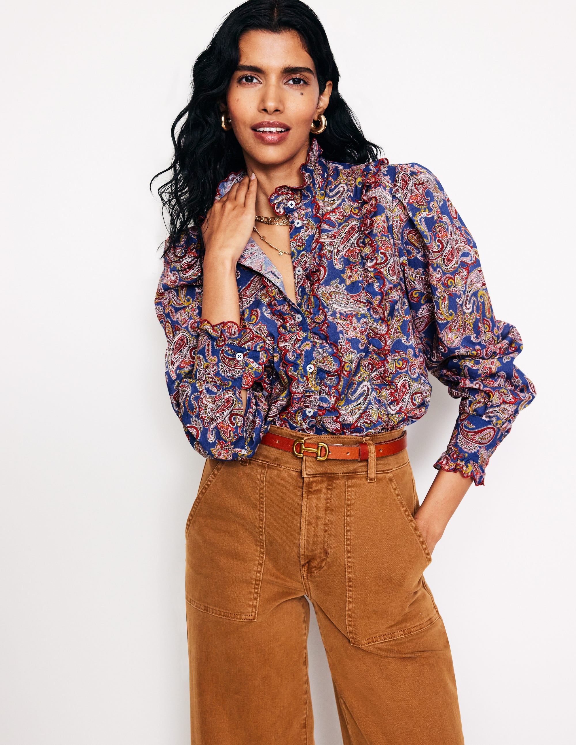 Blouse volantée en coton-Bleu marine authentique, motif Opulent Paisley - Image 1