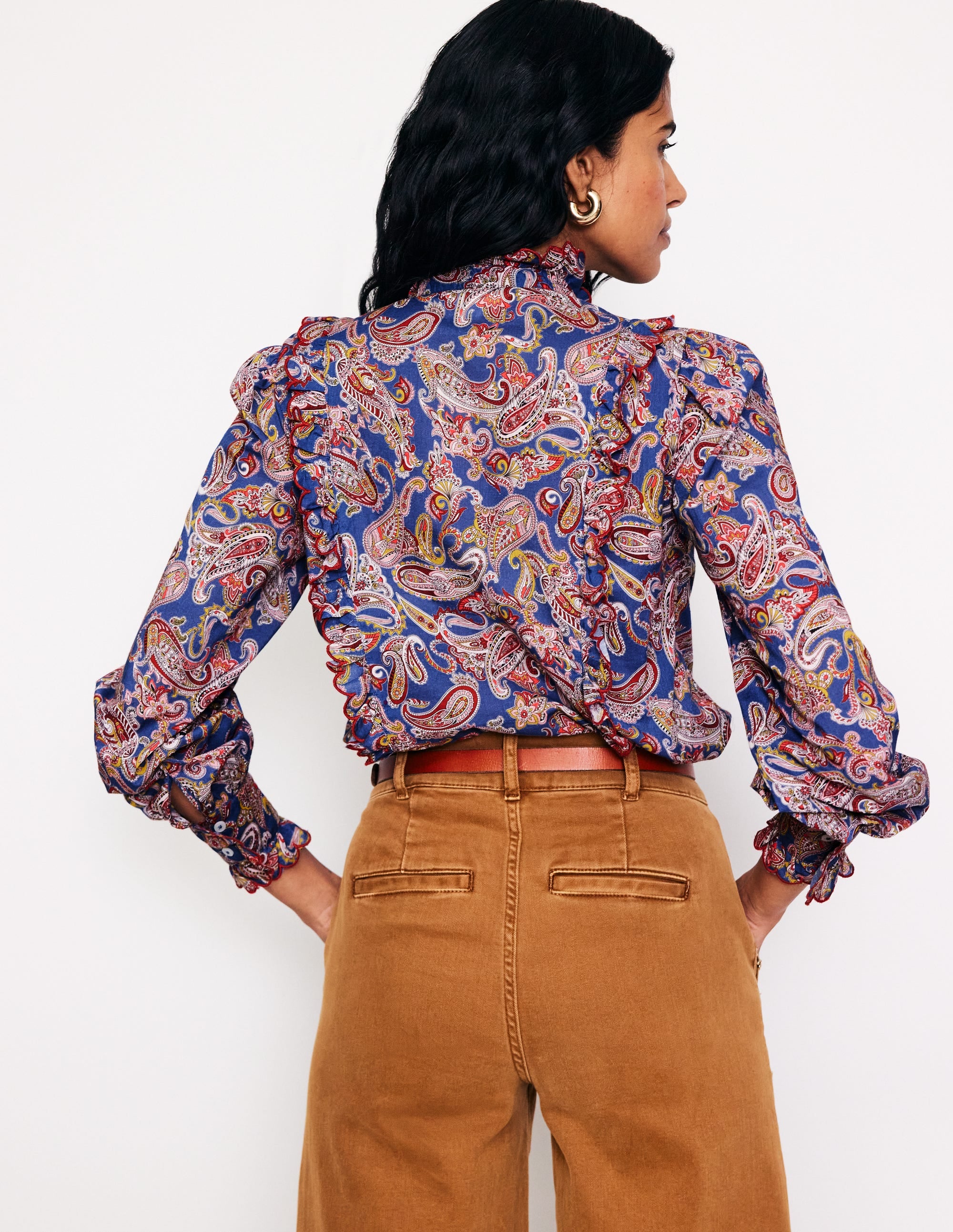 Blouse volantée en coton-Bleu marine authentique, motif Opulent Paisley - Image 3