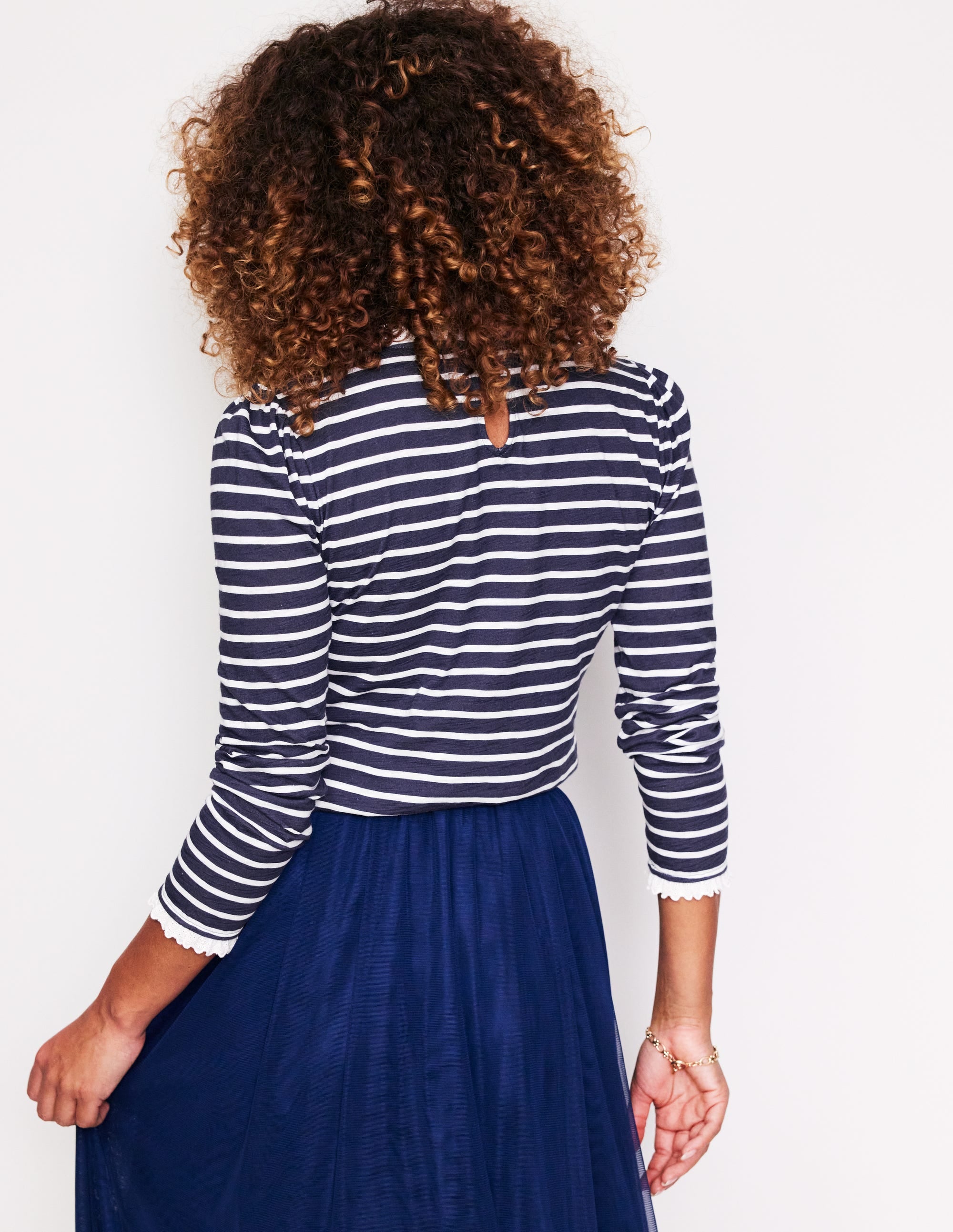 Top à broderie anglaise et volants-Bleu marine, rayé ivoire - Image 3