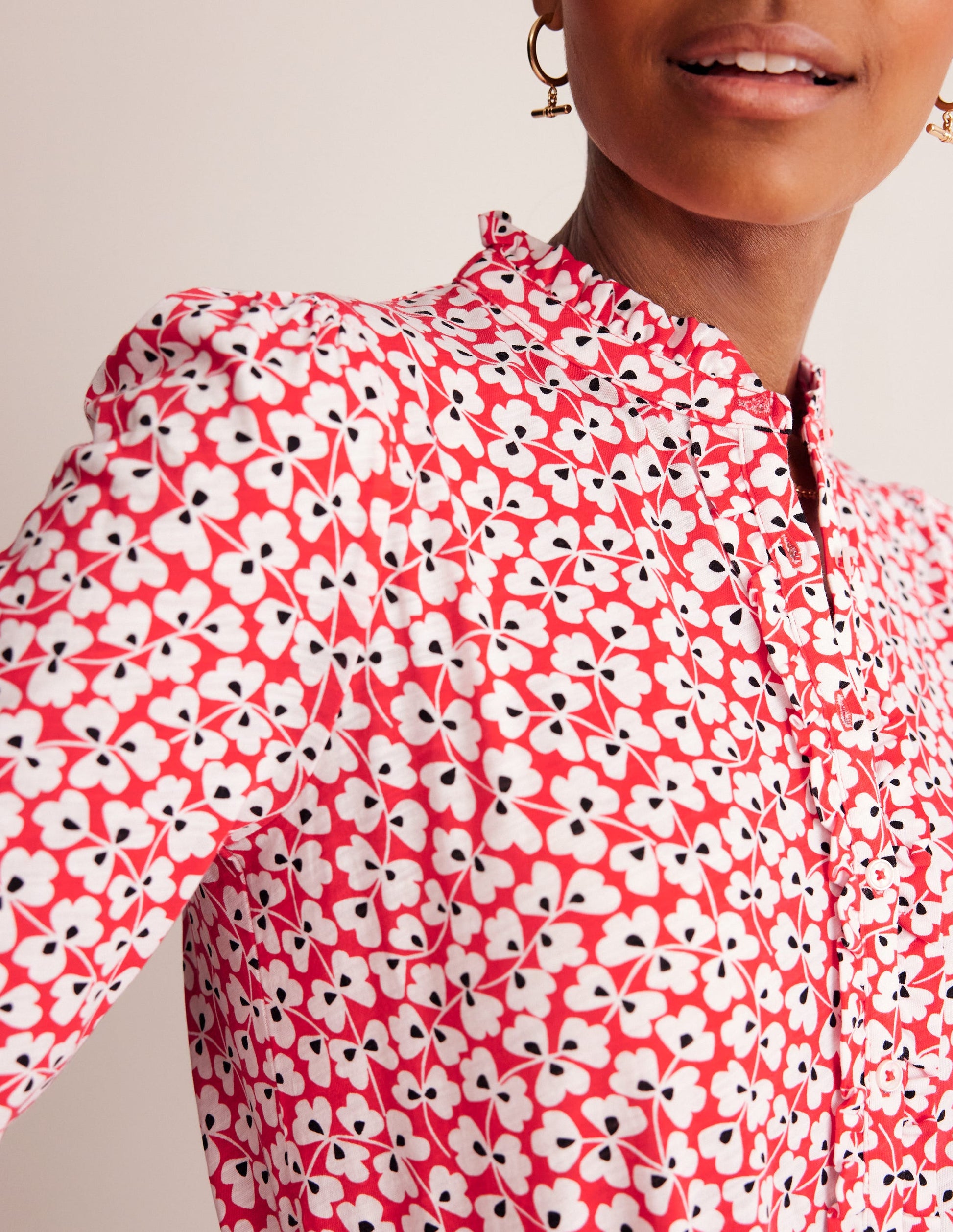 Chemise Caroline en jersey-Rouge, motif Clover Whirl-2