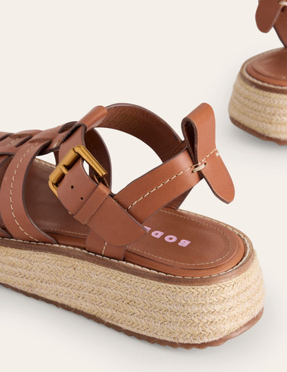 Chunky Fisherman Sandal-Tan