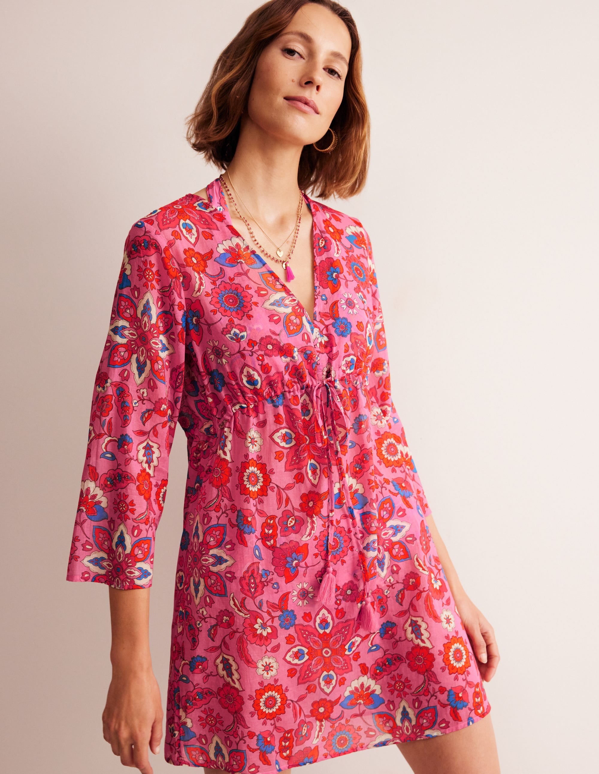 Caftan court de plage en coton-Sangria rose, motif botanique - Image 4