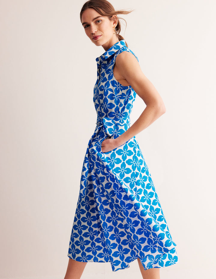 Amy Ärmelloses Hemdblusenkleid-Indigofink, Blumenmuster Kachel