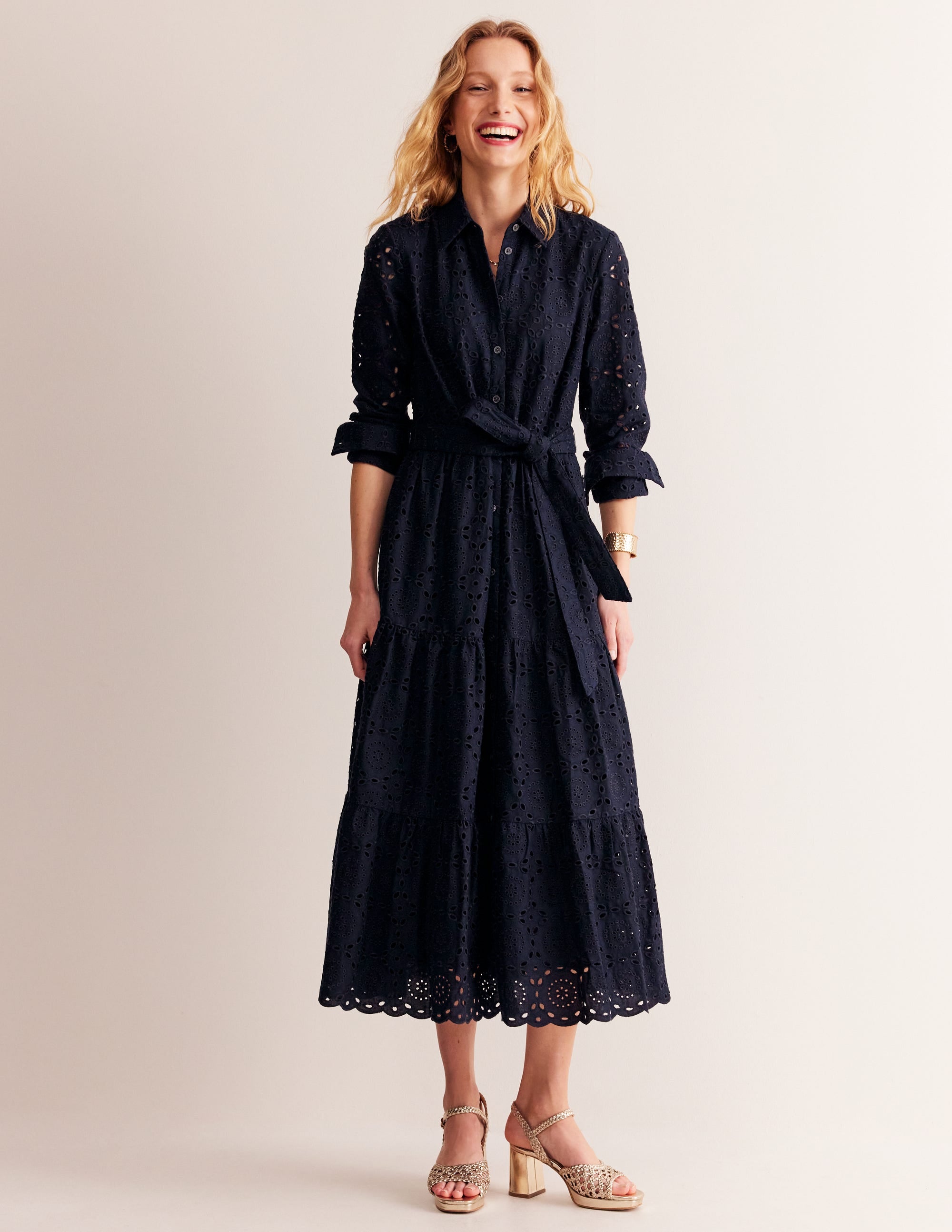 Robe-chemise midi Flo à broderie anglaise-Bleu Marine, Petits Pois - Image 2