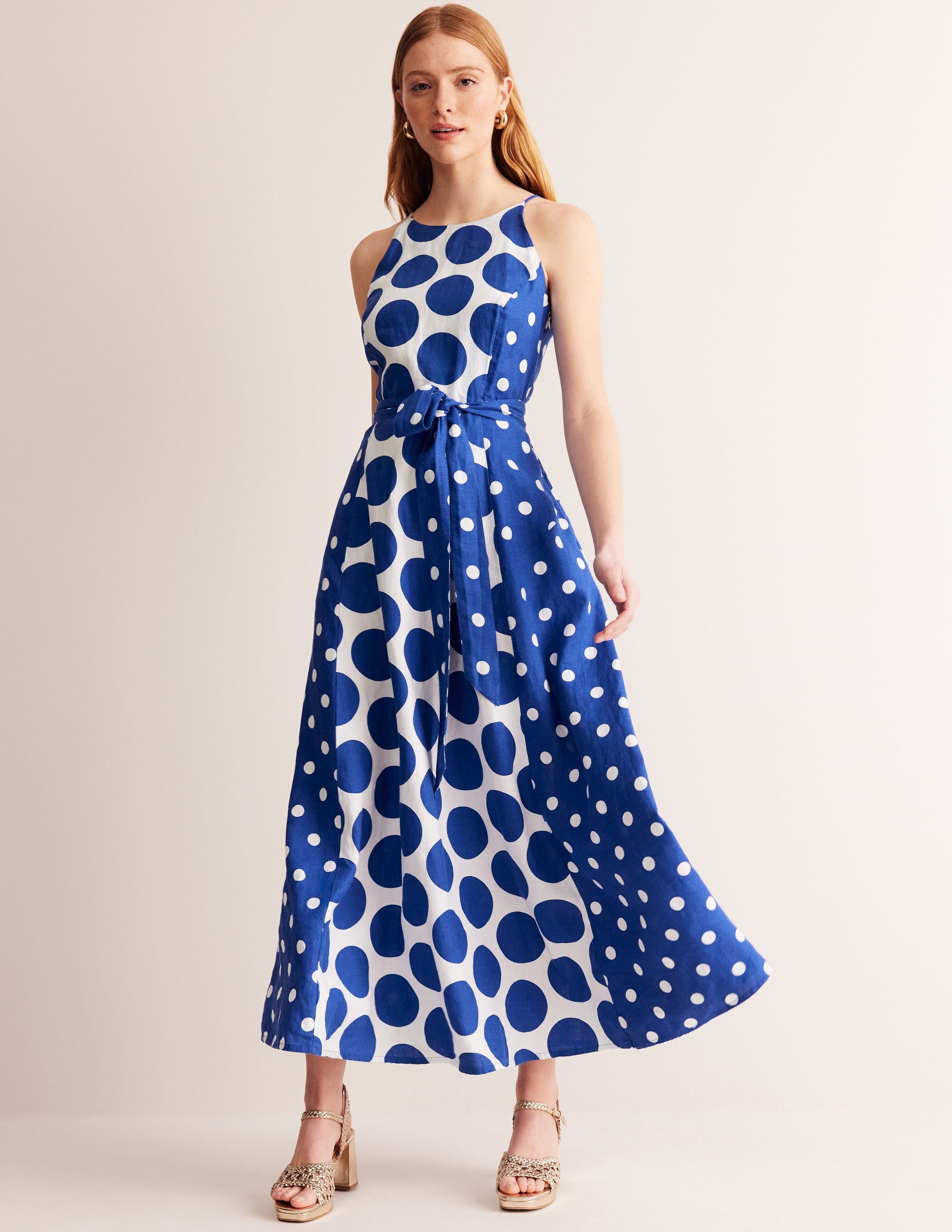 Maxi-Neckholderkleid aus Leinen-Surf the Web, Gepunktet - Image 1