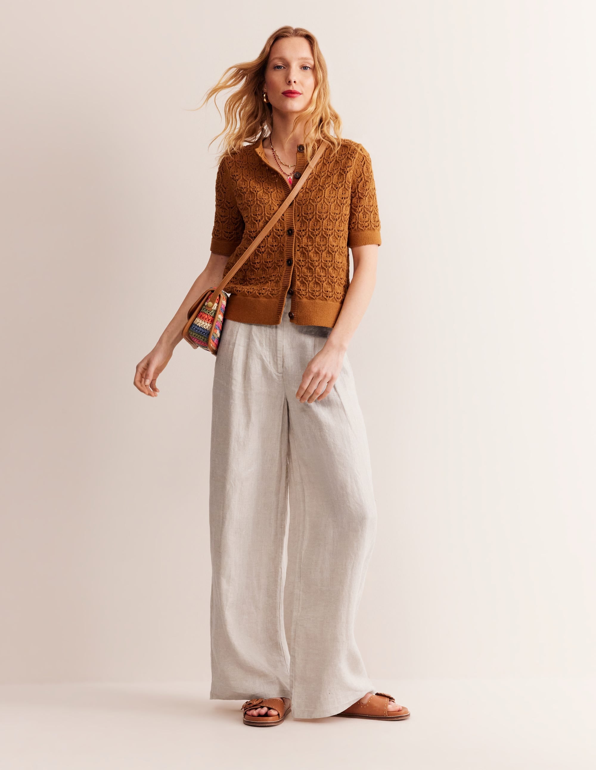 Pantalon plissé Regent en lin-Black - Image 7