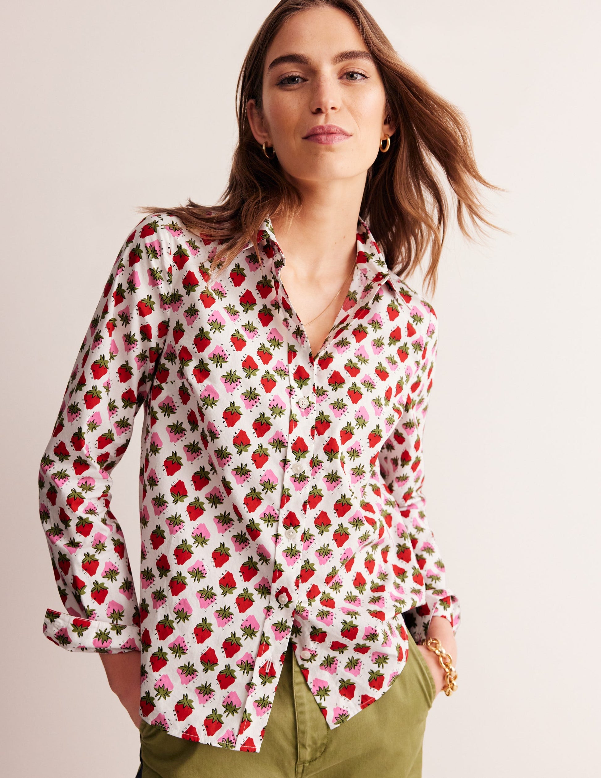 Chemise Sienna en coton-Ivoire, motif Strawberry Pop-4