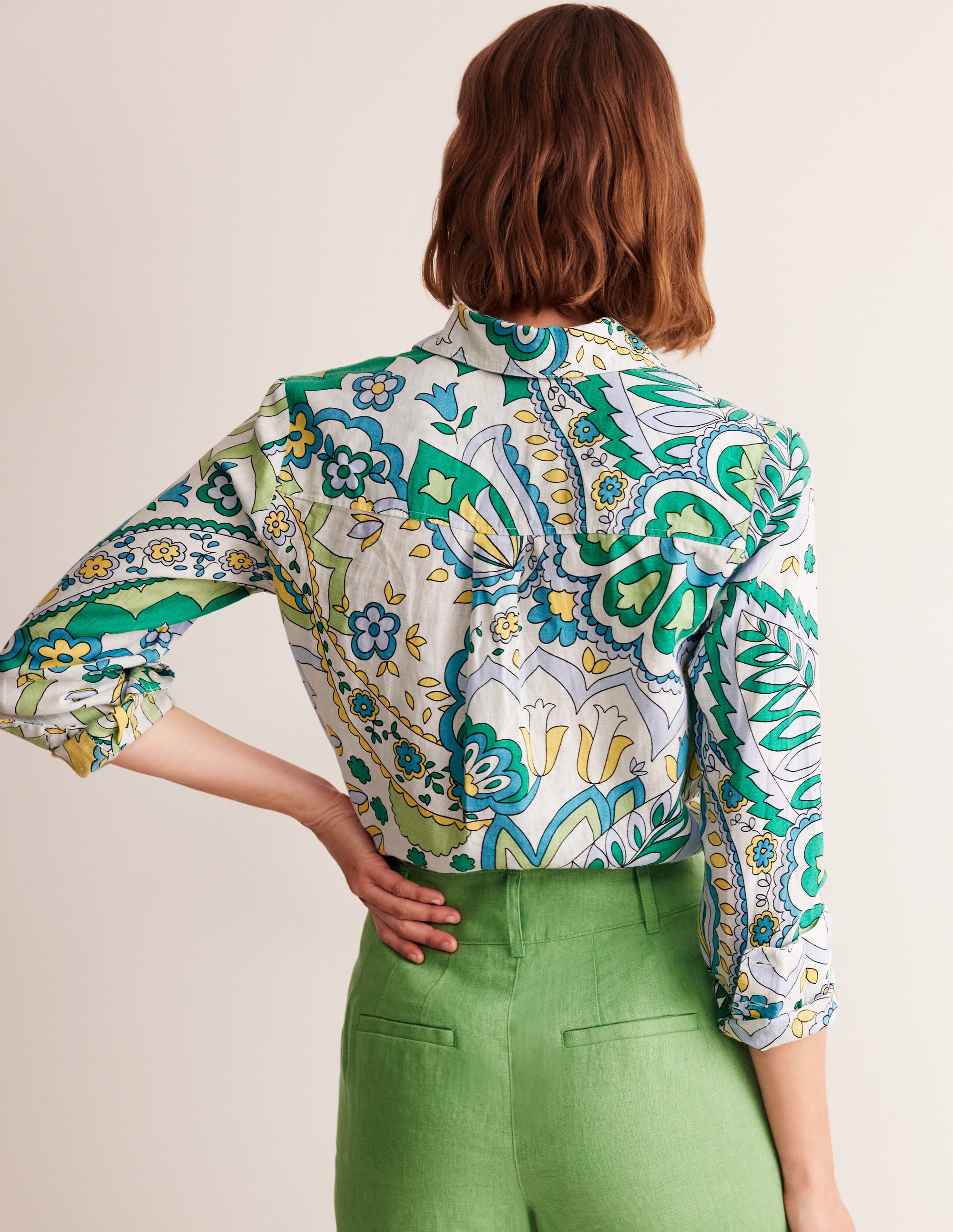 Sienna Leinenhemd-Smaragd, Blätter-Paisley - Image 3