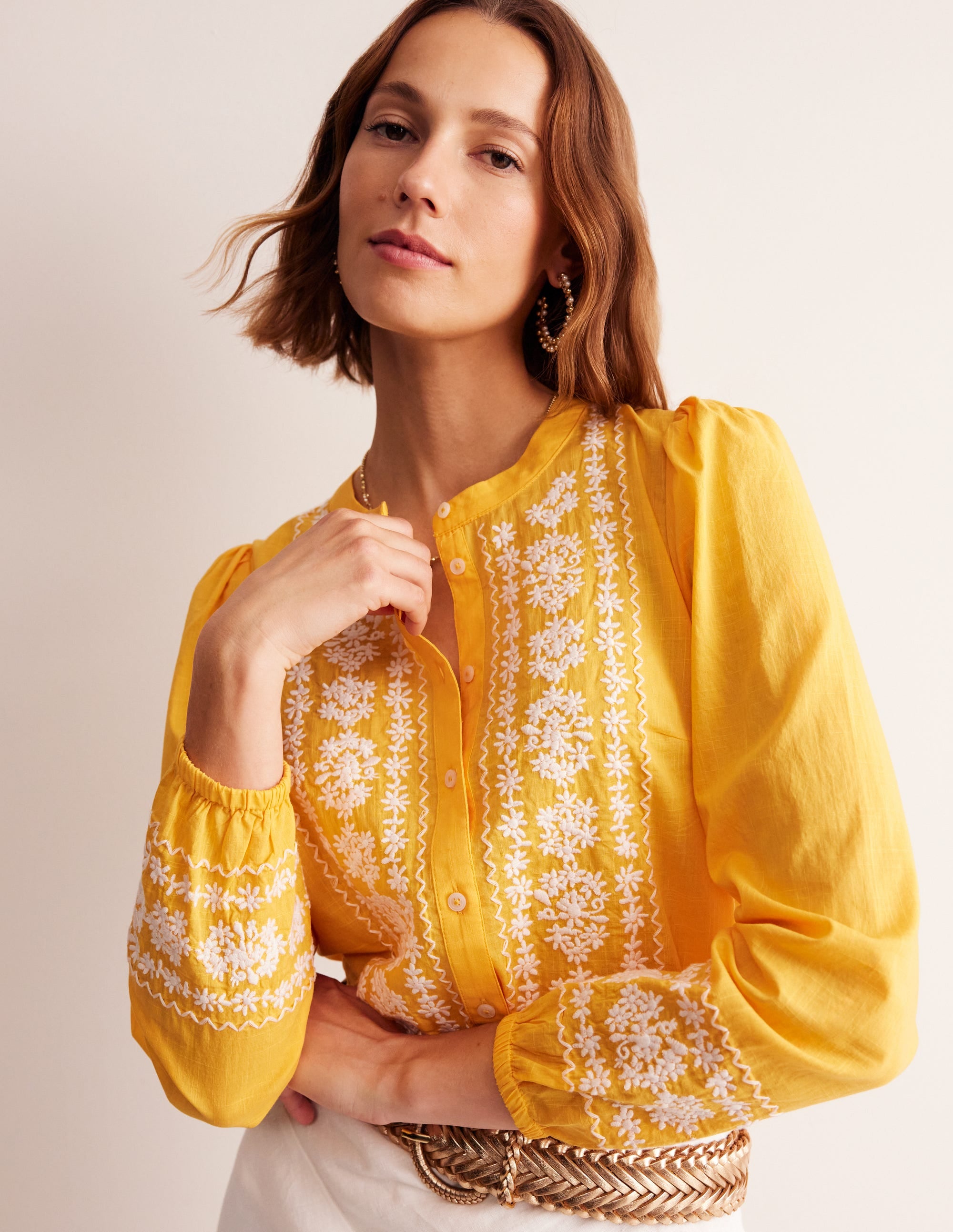 Top brodé en coton-Doré artisanal - Image 1