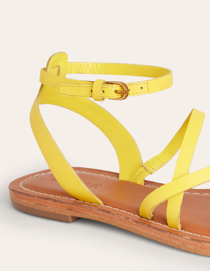 Flache Sandalen für jeden Tag-Gelb