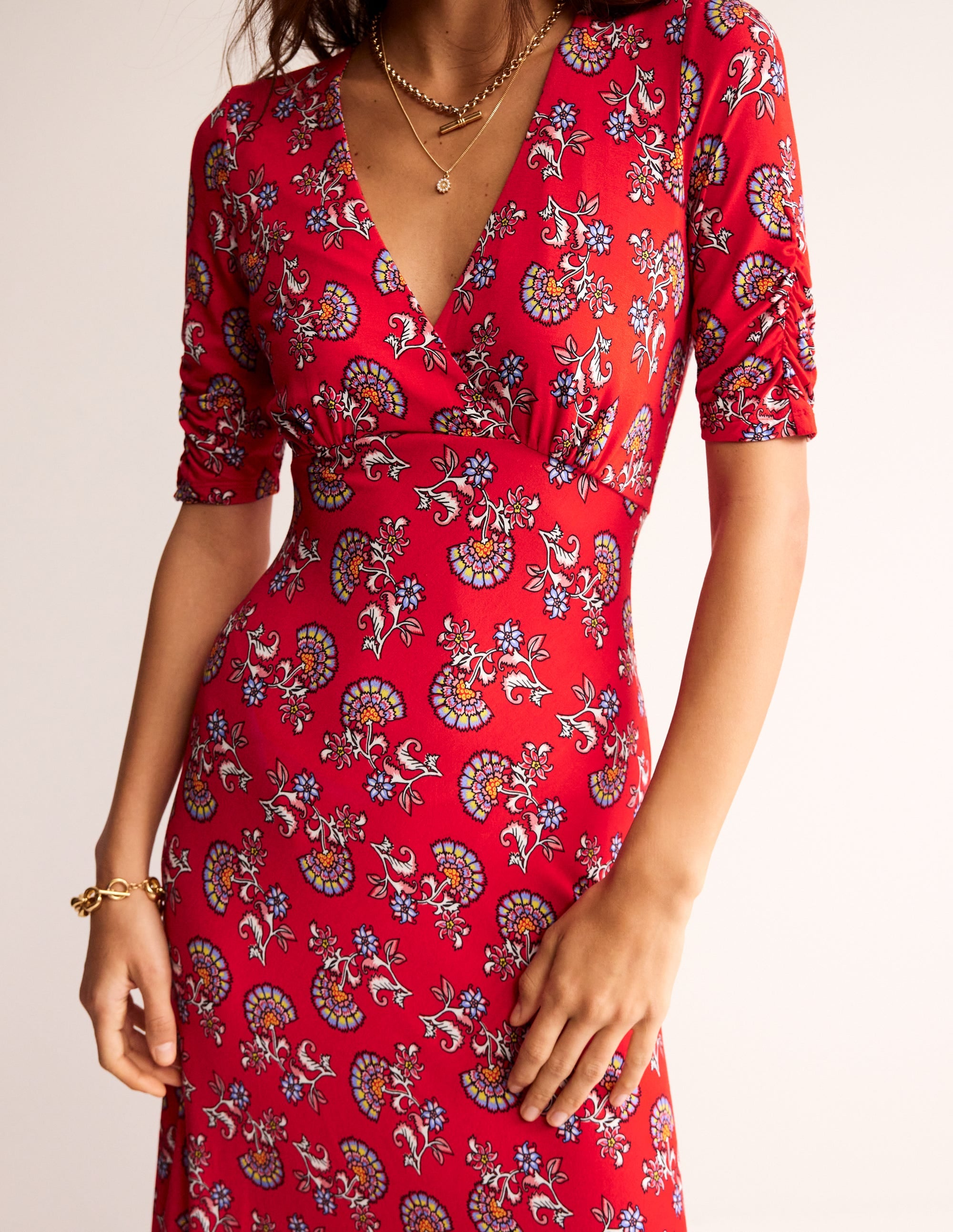 Rebecca Midi-Teekleid aus Jersey-Flame Scarlet, Botanischer Strauß - Image 2