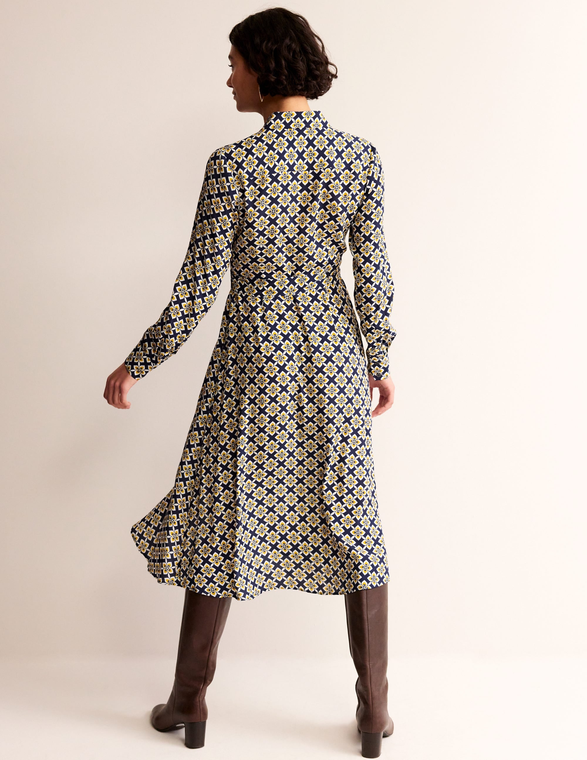 Kate Midi-Hemdblusenkleid-Antik Moos, Diamant Floral - Image 3