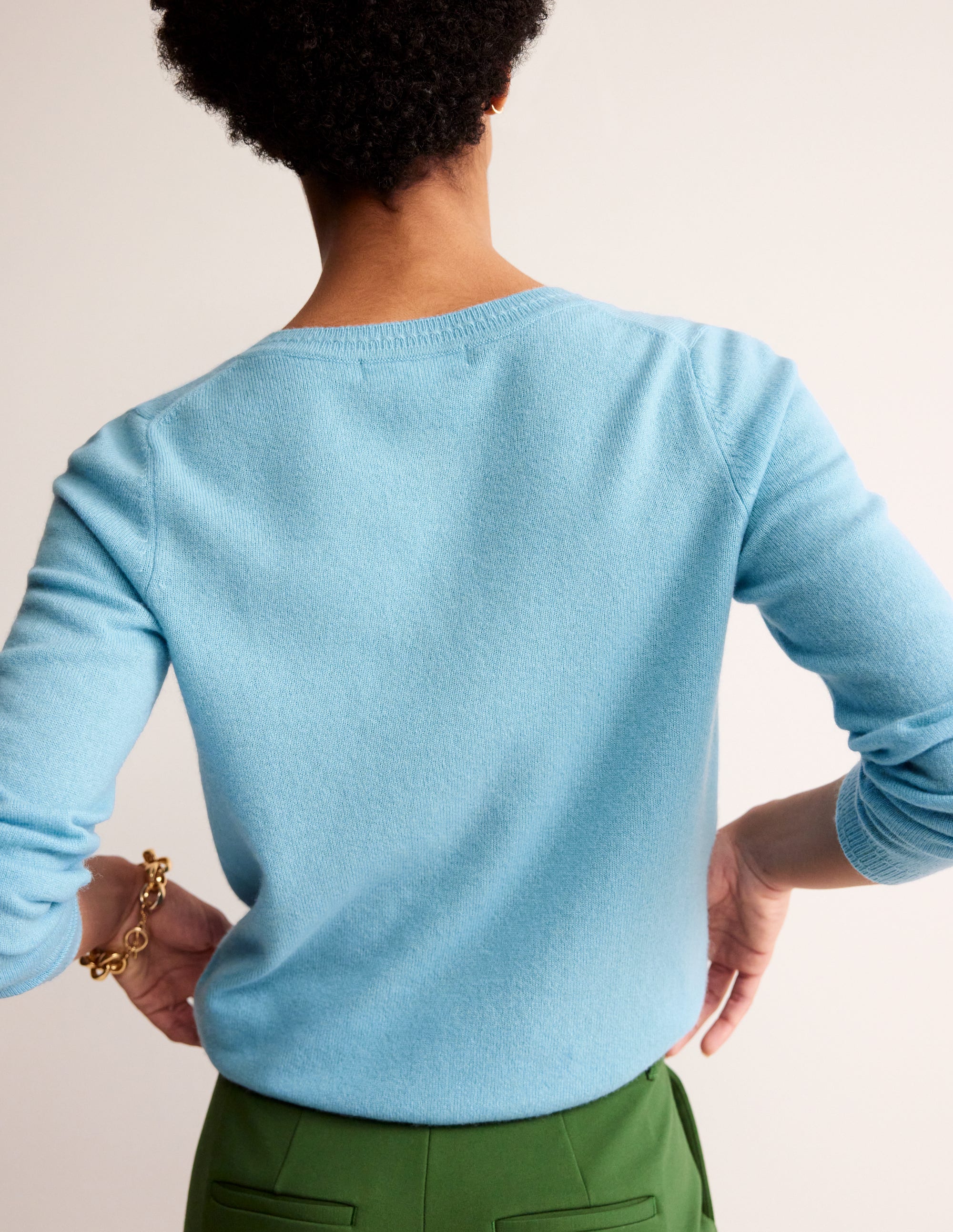 Eva Kaschmir-Strickjacke mit Rundhalsausschnitt-Hellblau - Image 3