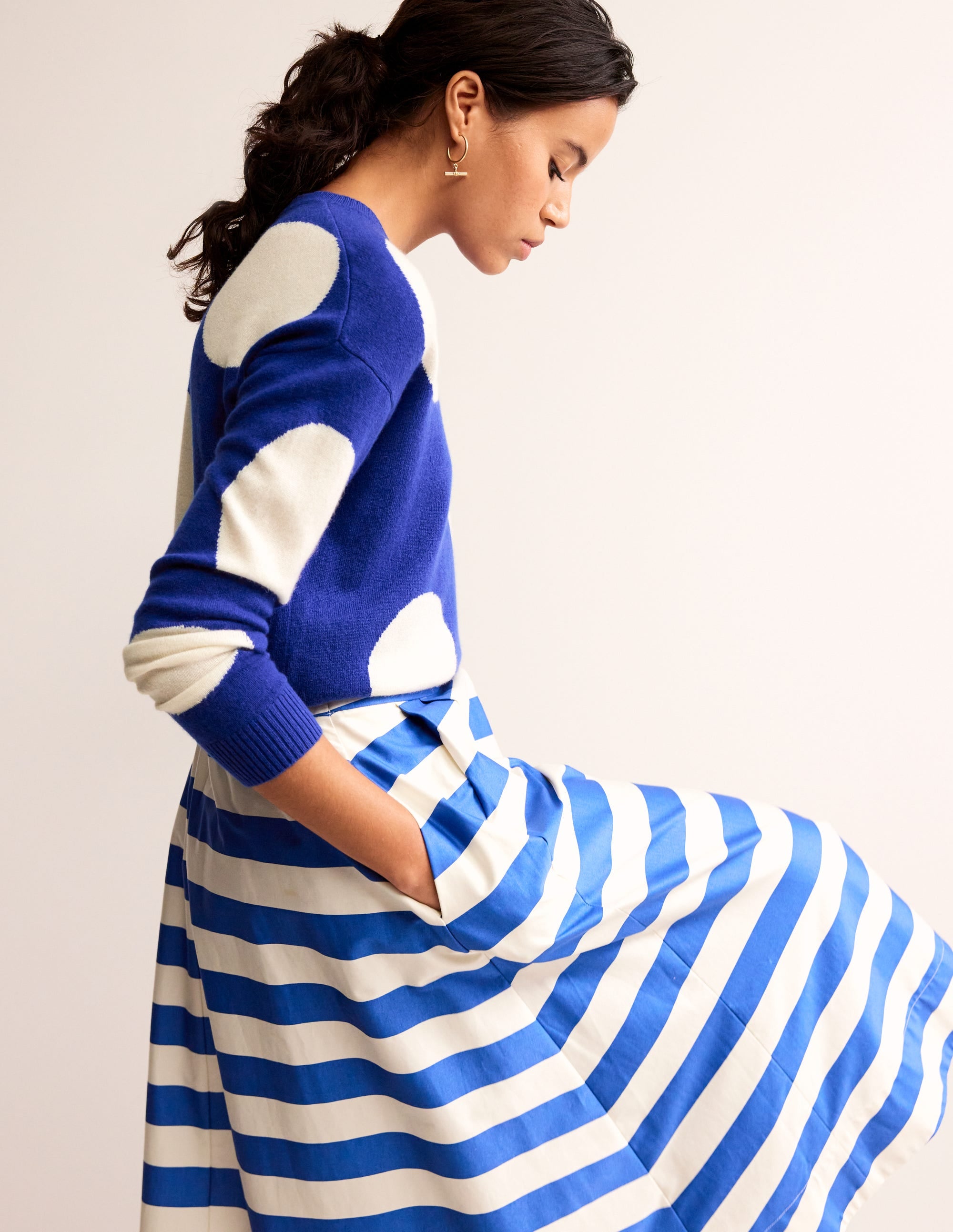 Lydia Kaschmirpullover-Surf The Web Blau, Punkte - Image 4