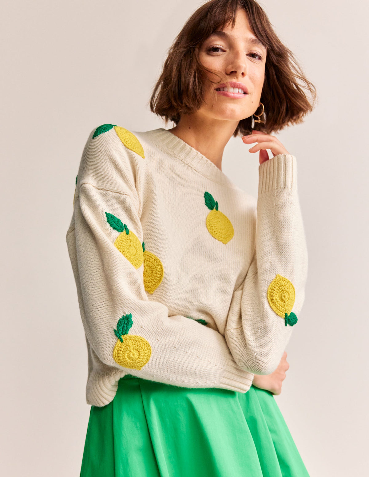 Handbestickter Pullover-Warmes Naturweiß, Zitronen - Image 2