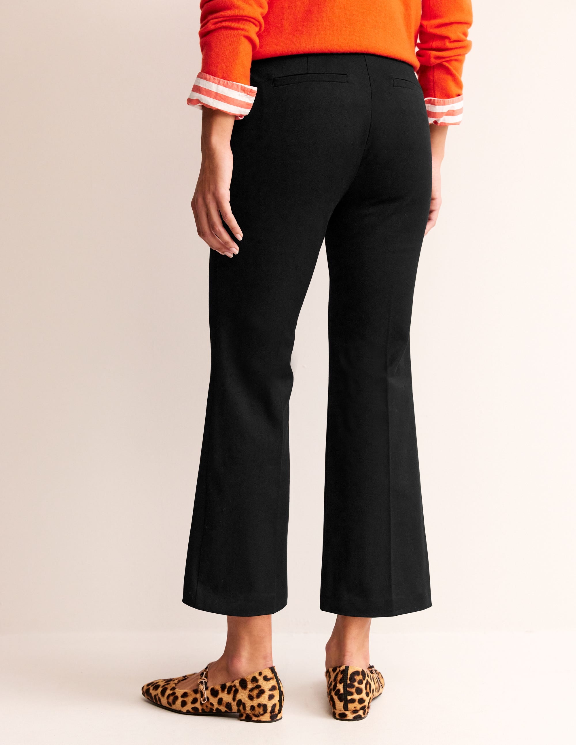 Chelsea-Hose aus 2-Wege-Stretch-Schwarz - Image 3