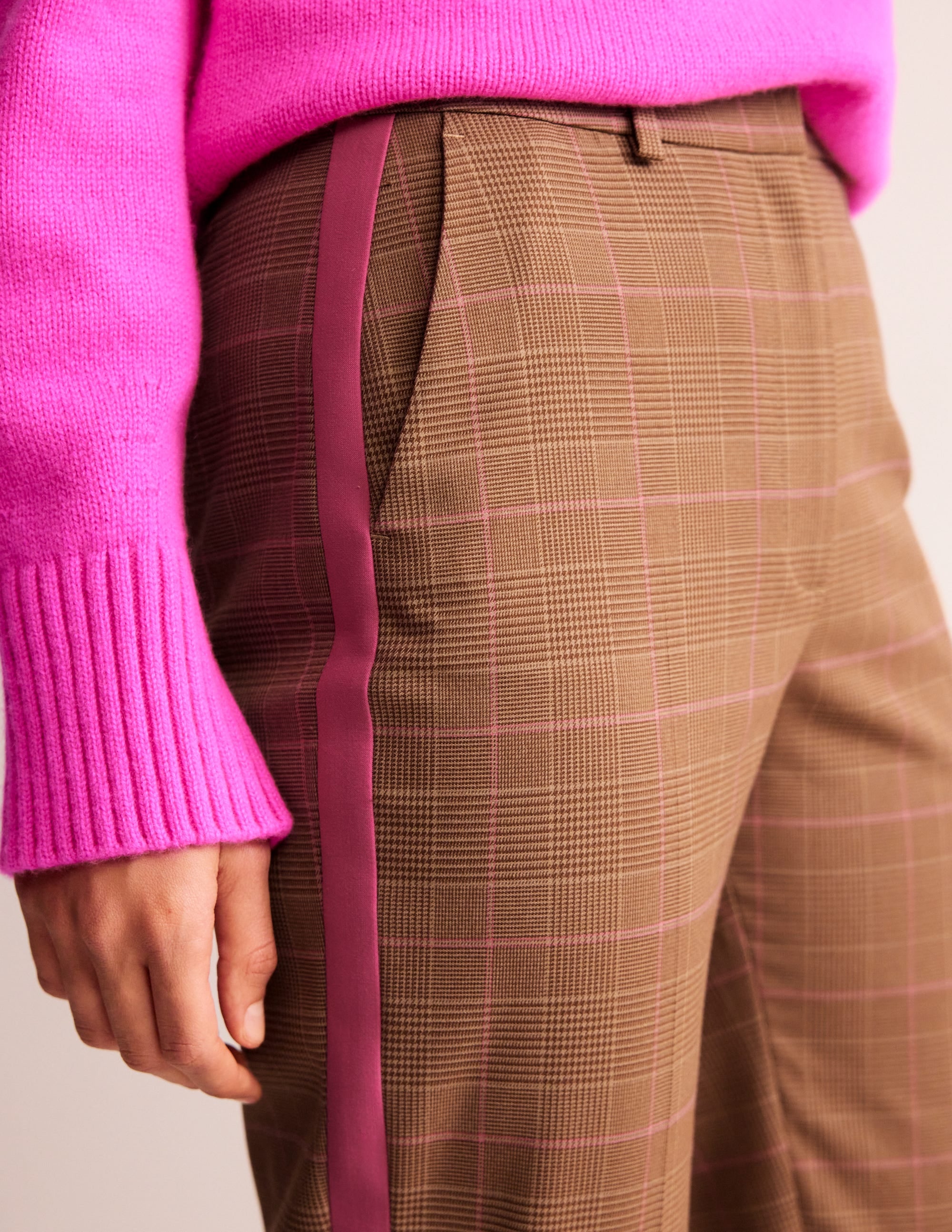 Pantalon Kew à carreaux rayé sur les côtés-Carreaux marron et roses - Image 2