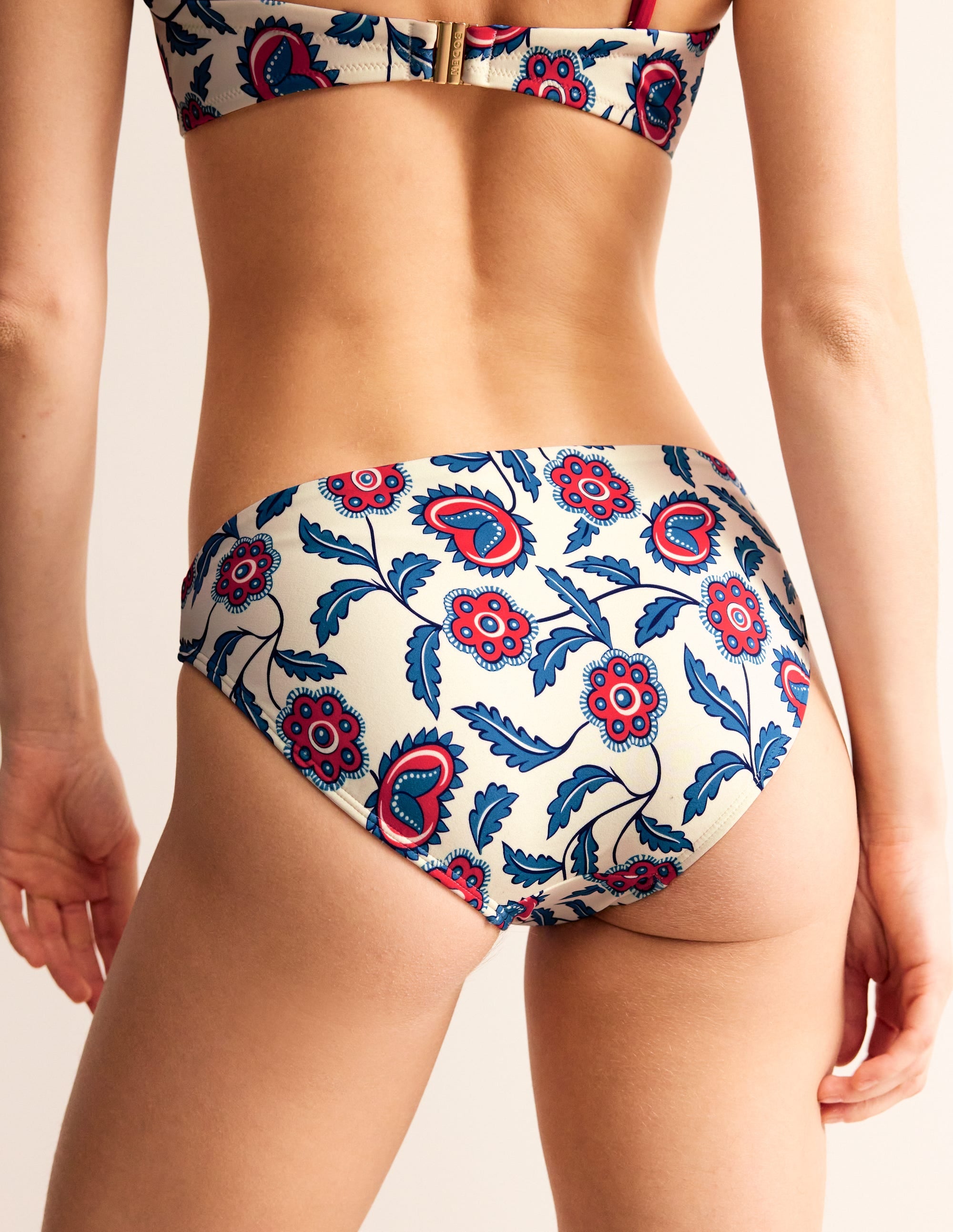 Klassische Bikinihose-Naturweiß, Blütenrebe - Image 3