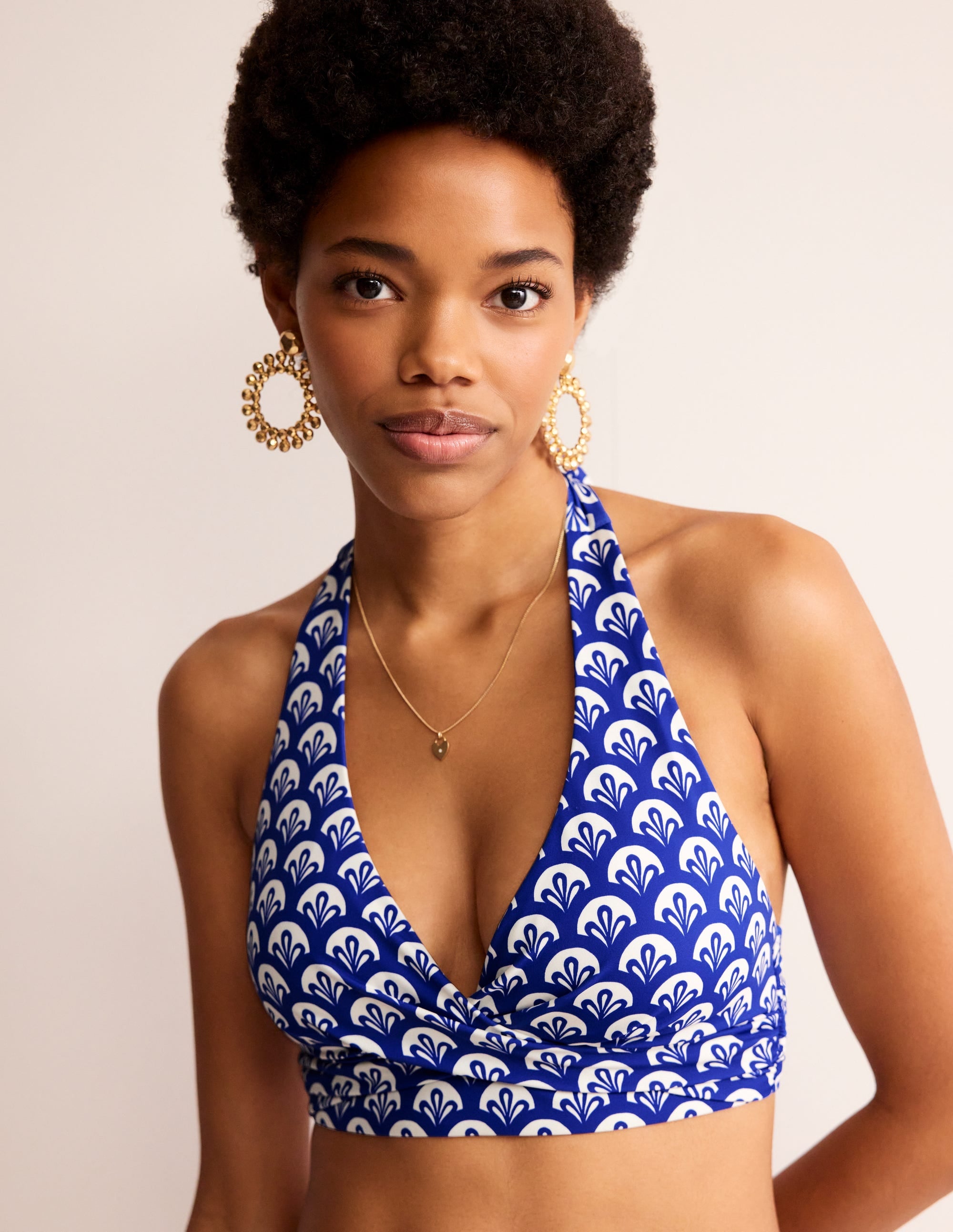 Levanzo Neckholder-Bikinioberteil-Surf The Web, Laub Geo - Image 2