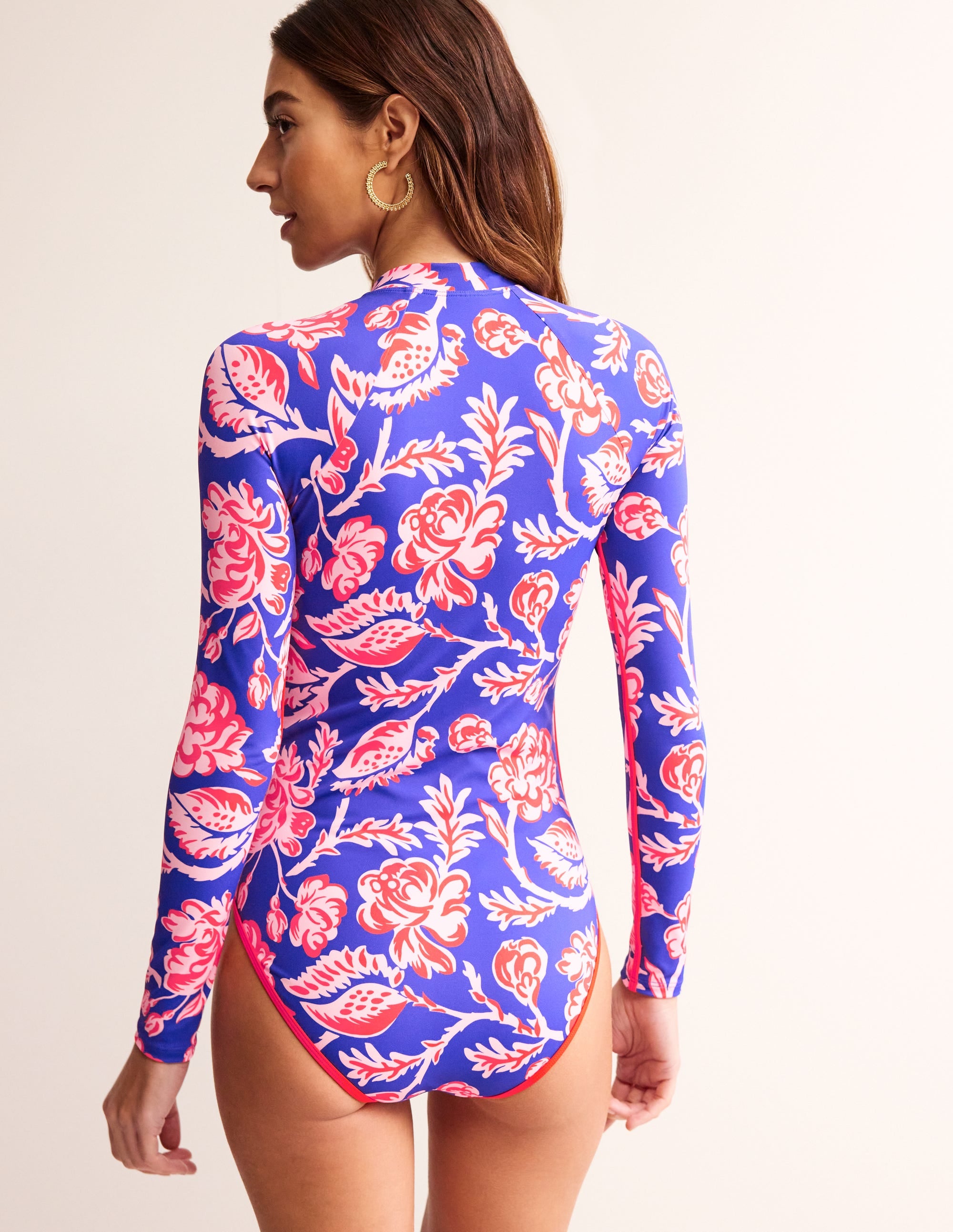 Maillot de bain à manches raglan et passepoil-Bleu connecté, motif Rose Blush - Image 3