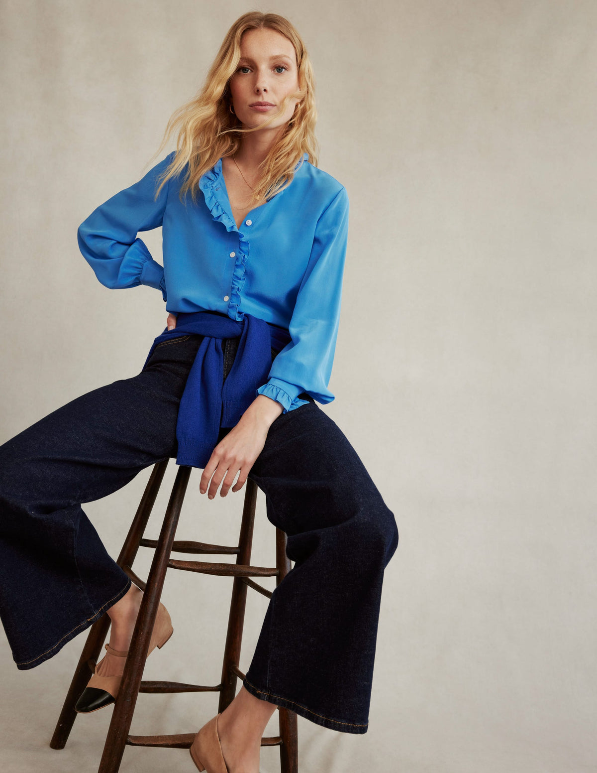 Seidenbluse mit Rüschenkragen-Surf the Web-5