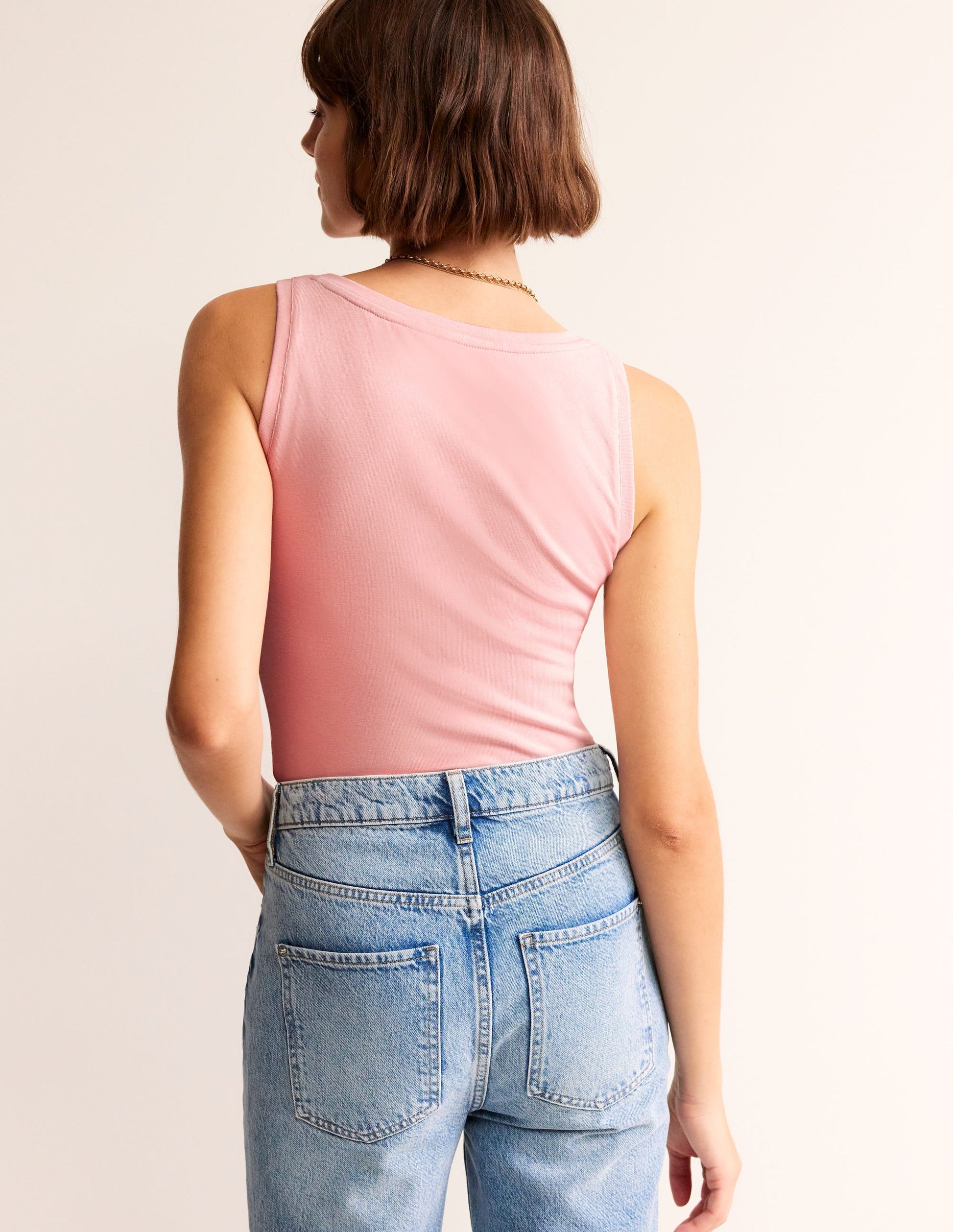 Essential Scoop-Neck Vest-Milkshake-3