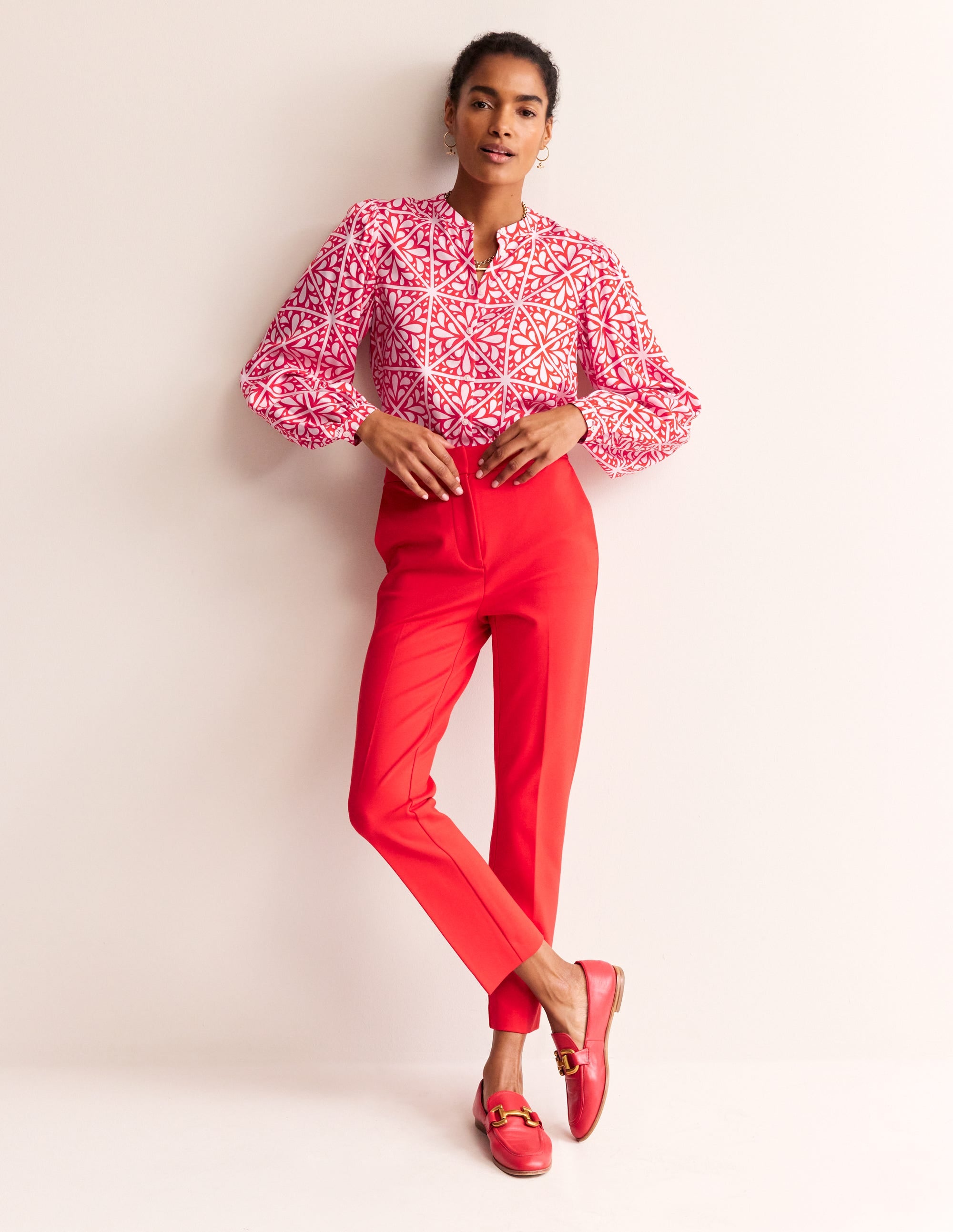 Blouse à manches blousantes-Flamme écarlate, motif Floral Mosaic - Image 4