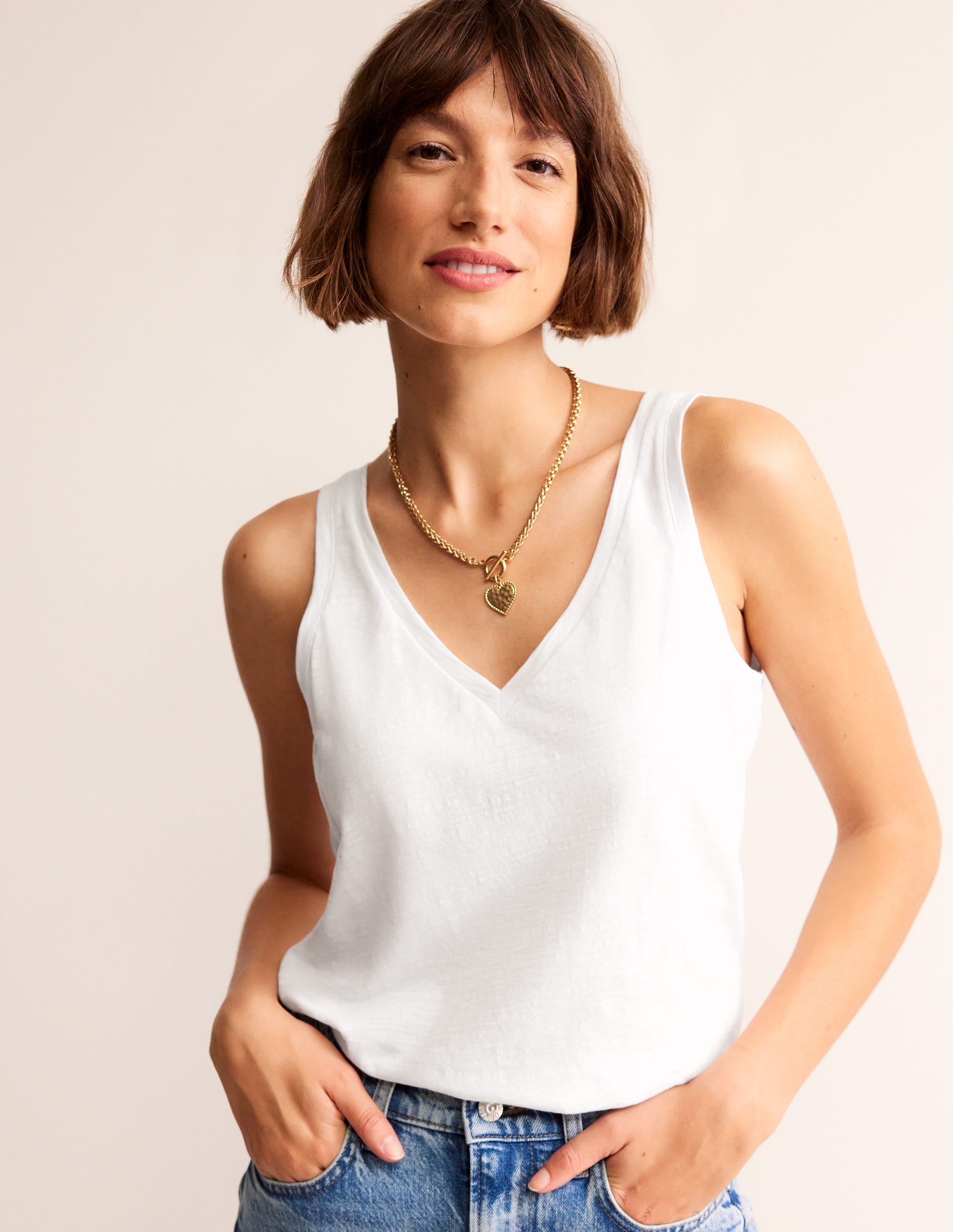 Regular V-Neck Slub Vest-White - Image 1