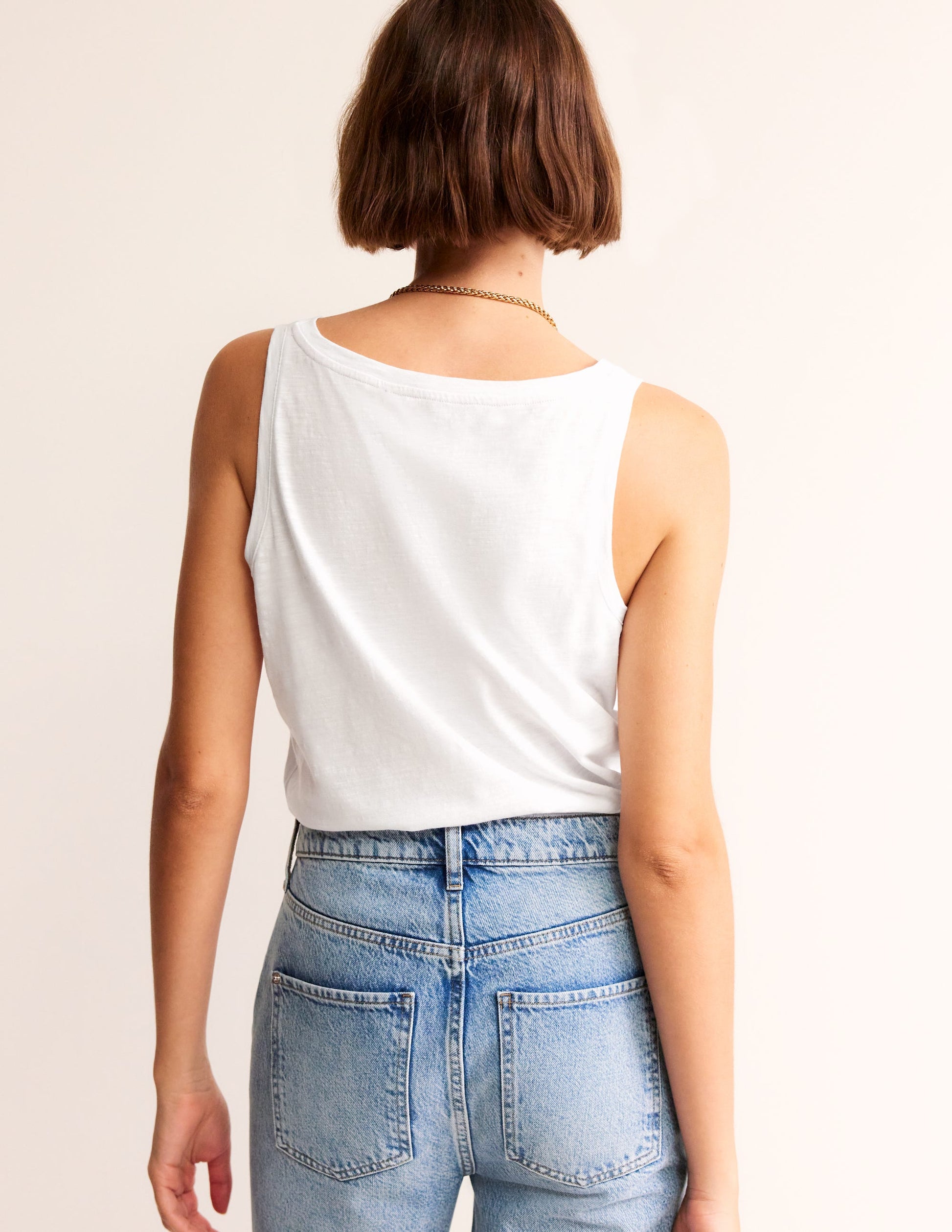 Regular V-Neck Slub Vest-White-3