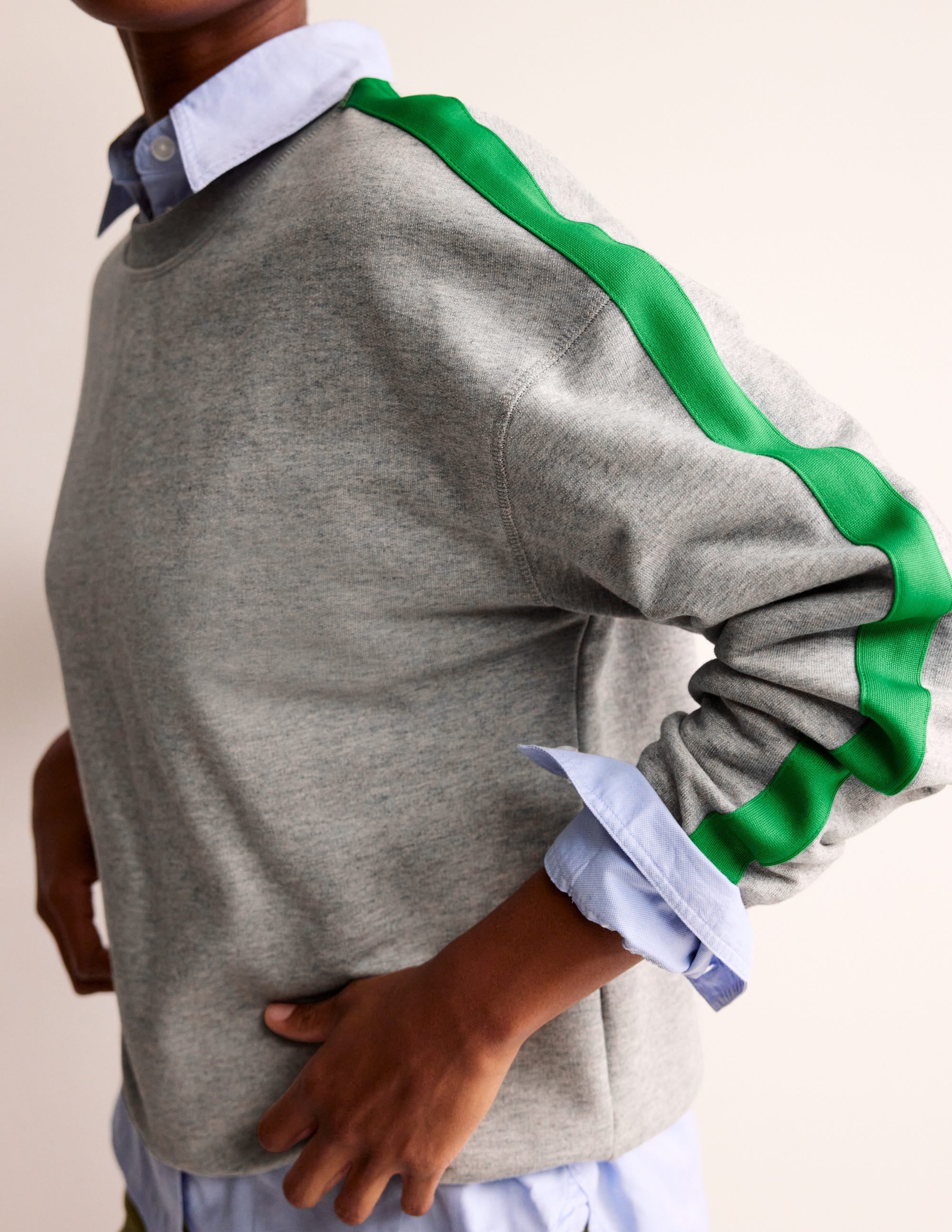 Emi Sweatshirt mit lockerer Passform-Grün Neon Streifen - Image 2