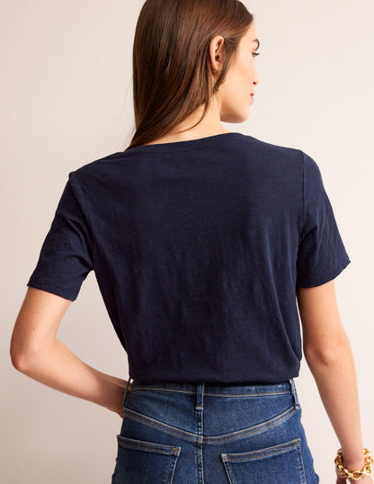 Regular V-Neck Slub T-shirt-Navy