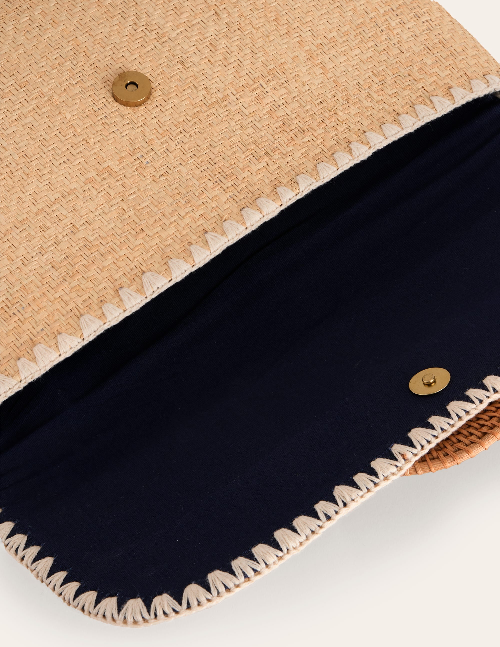 Clutch aus Bast-Ecru - Image 4
