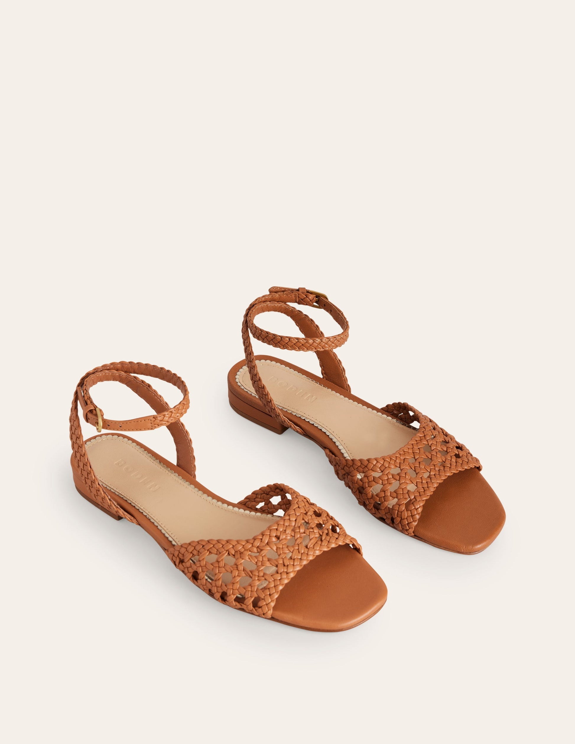 Flache Flechtsandalen-Hellbraun-3