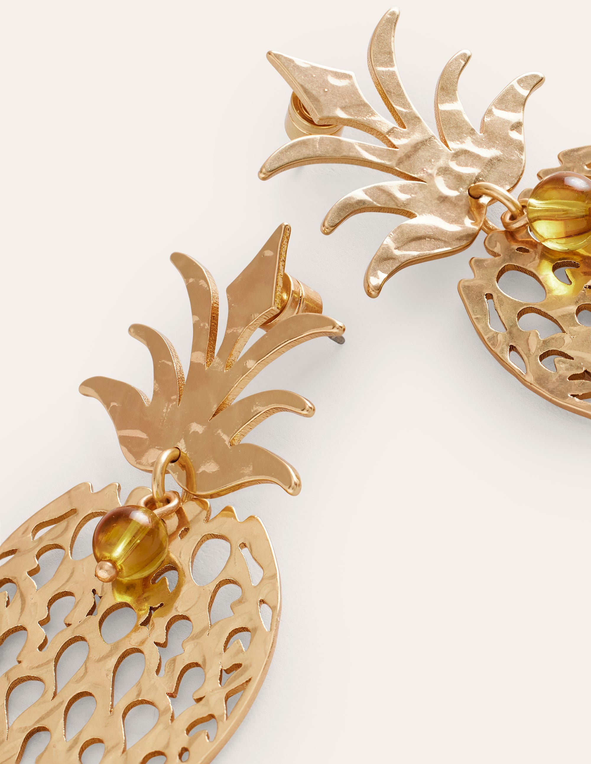 Metall-Ohrringe mit Cut-out-Ananas - Image 3