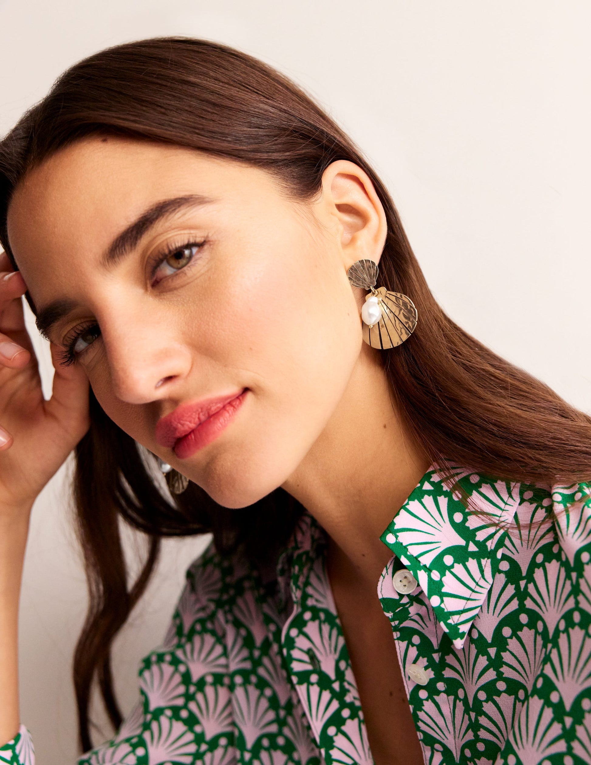 Metal Cut-Out Earrings-Shell-1