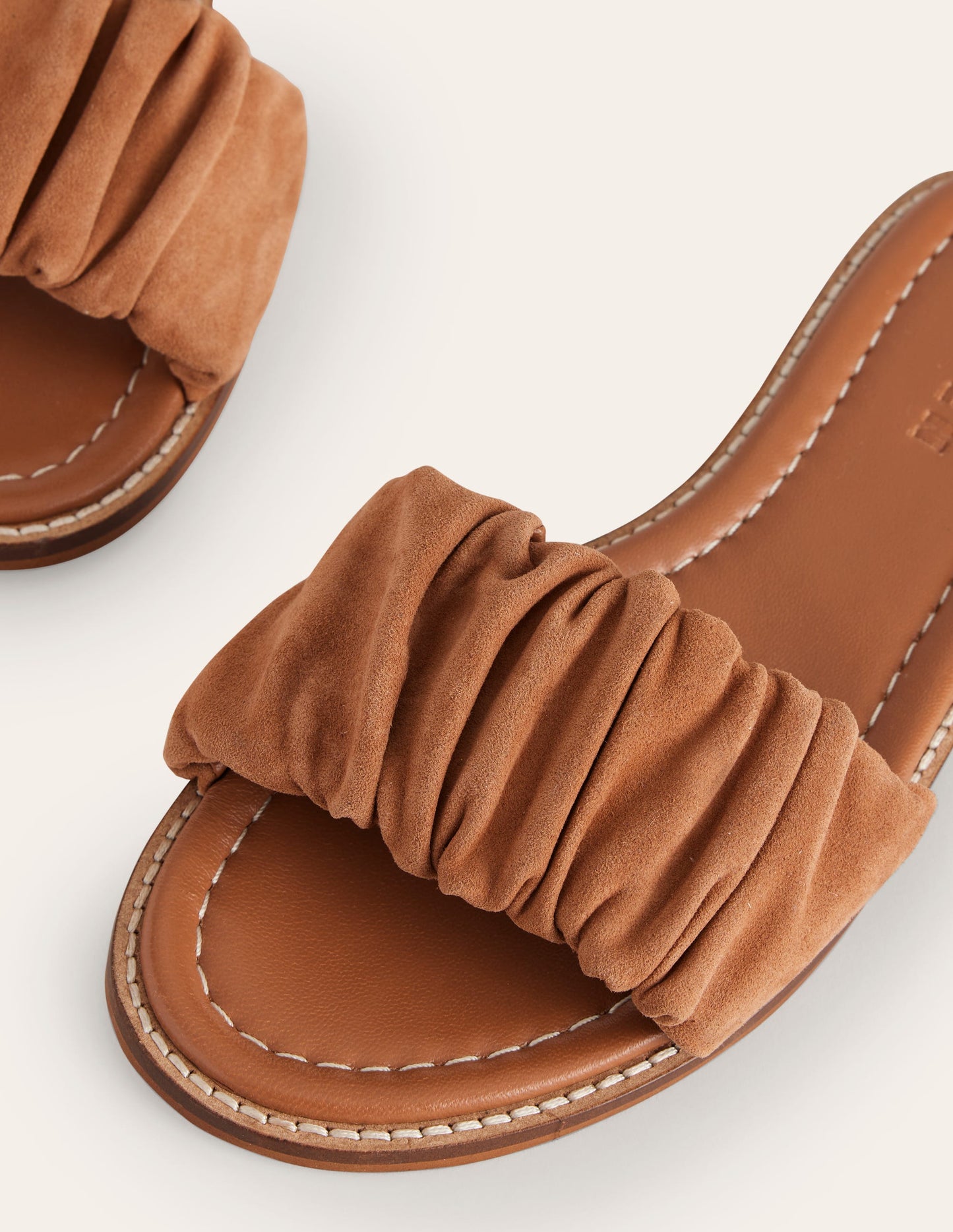 Ruched Flat Sandals-Tan