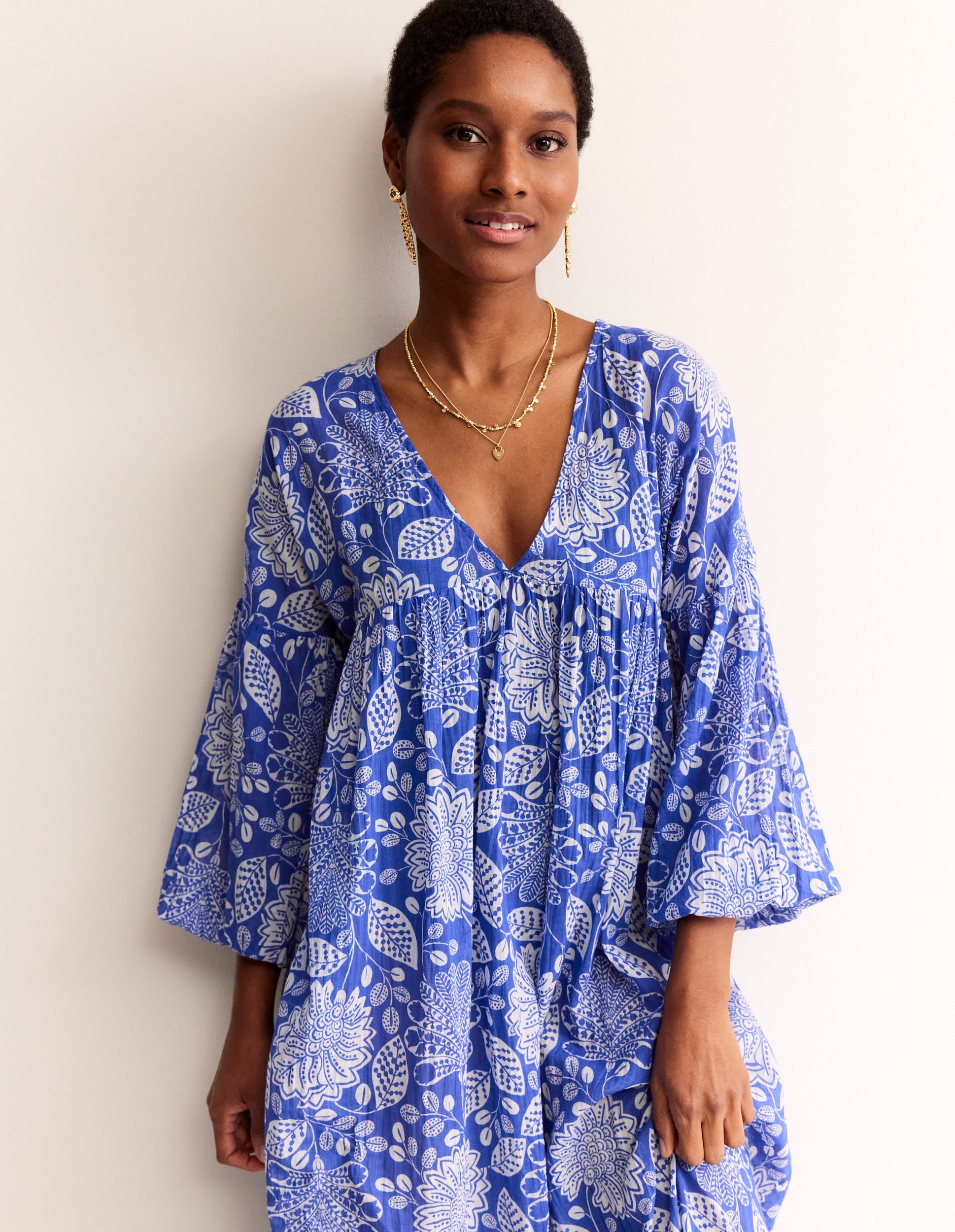 Sarah Maxi-Kaftankleid-Surf The Web, Gardenia Swirl - Image 1