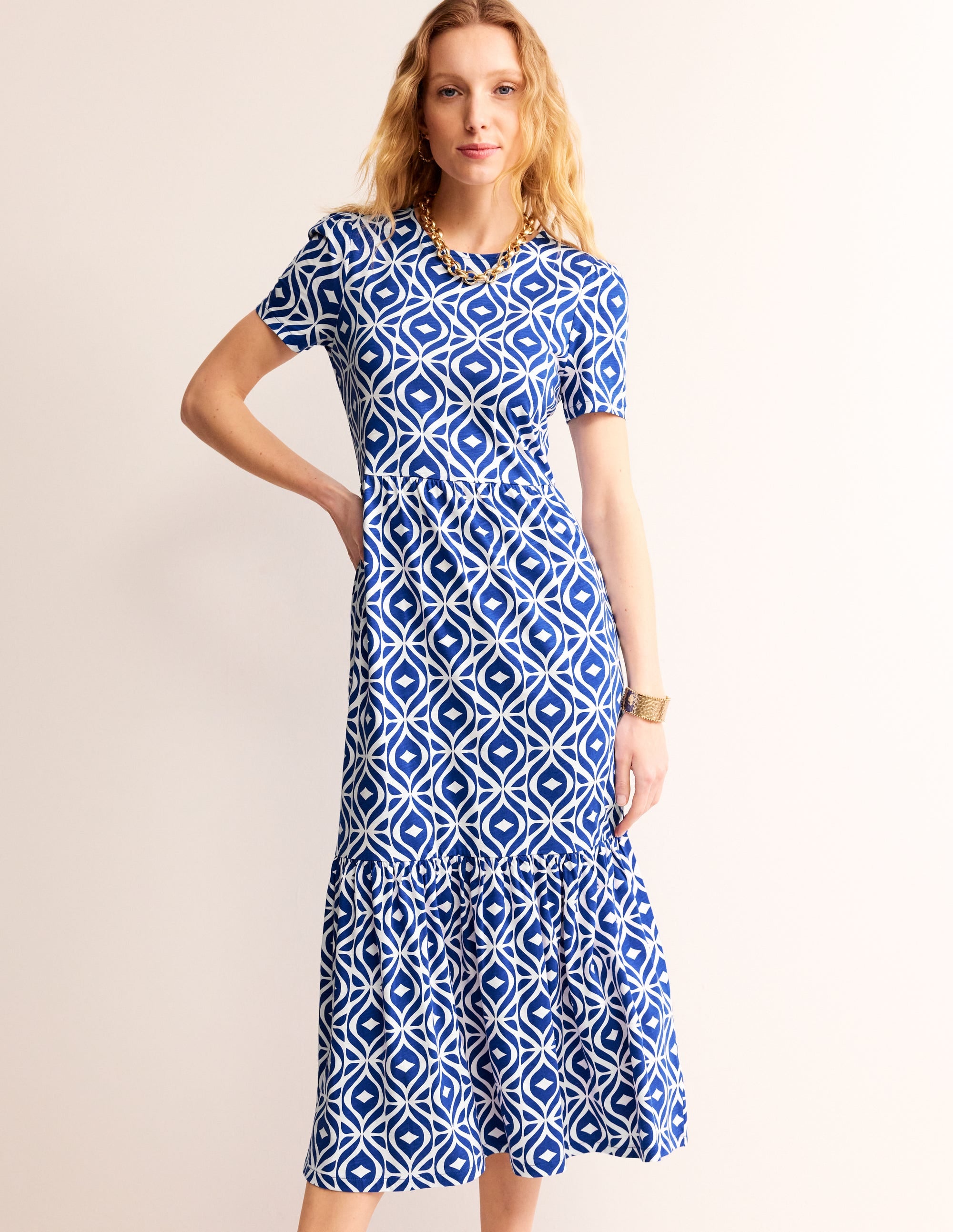 Emma Gestuftes Jersey-Midikleid-Surf the Web, Diamond Wave - Image 4