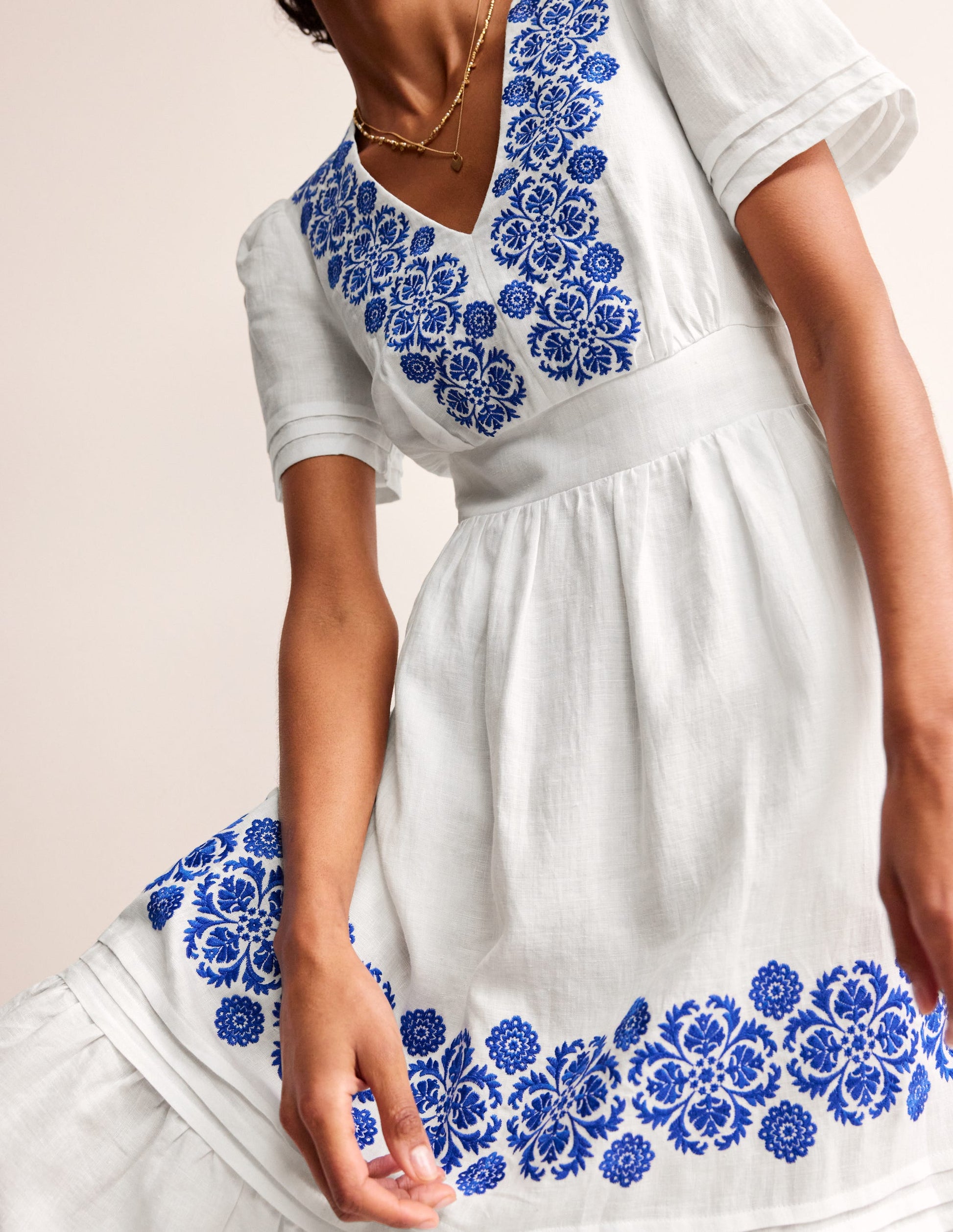 Eve Midikleid aus Leinen-Weiß-2