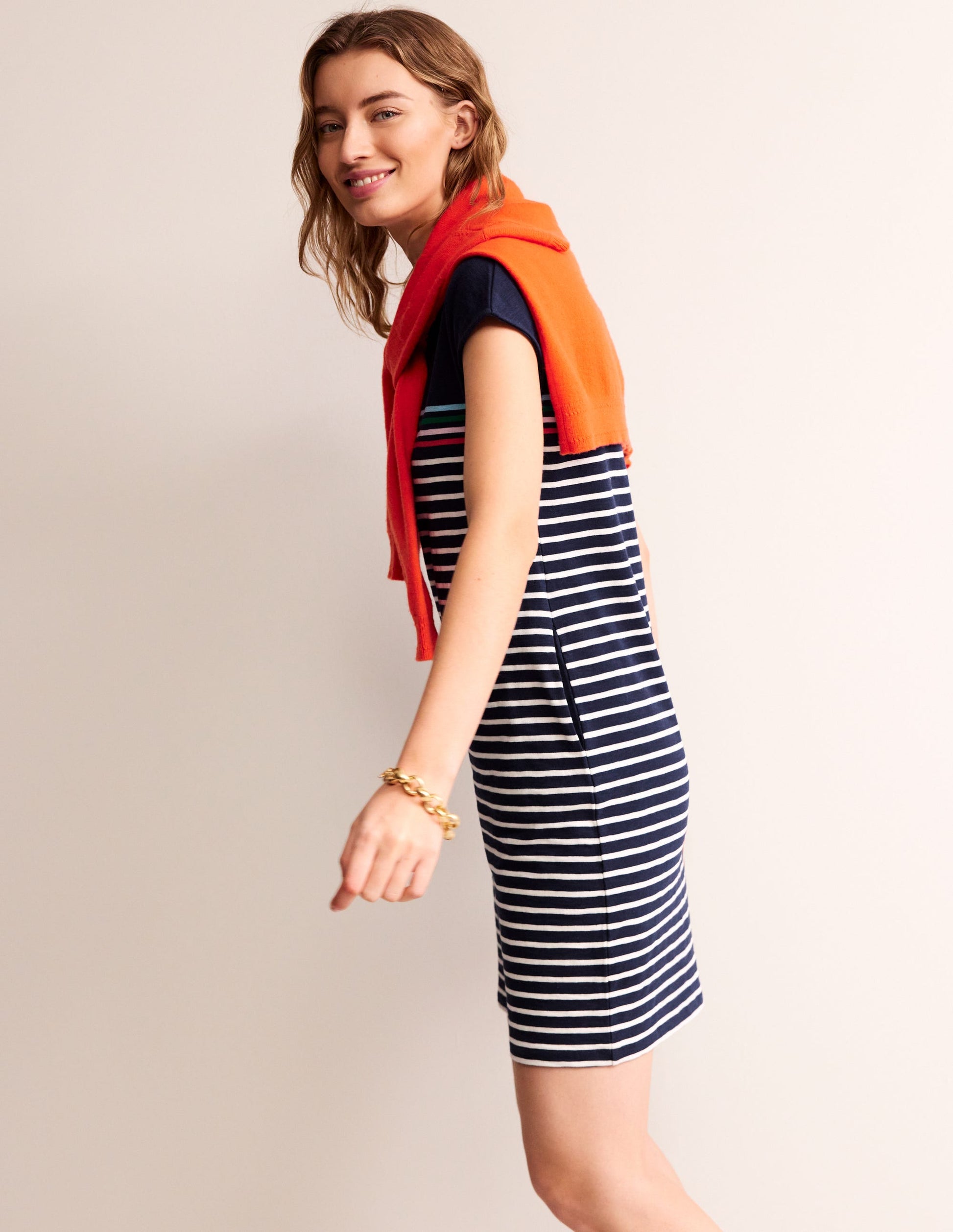 Leah T-Shirt-Kleid aus Jersey-Marineblau, Naturweiß Bunt Streifen-4