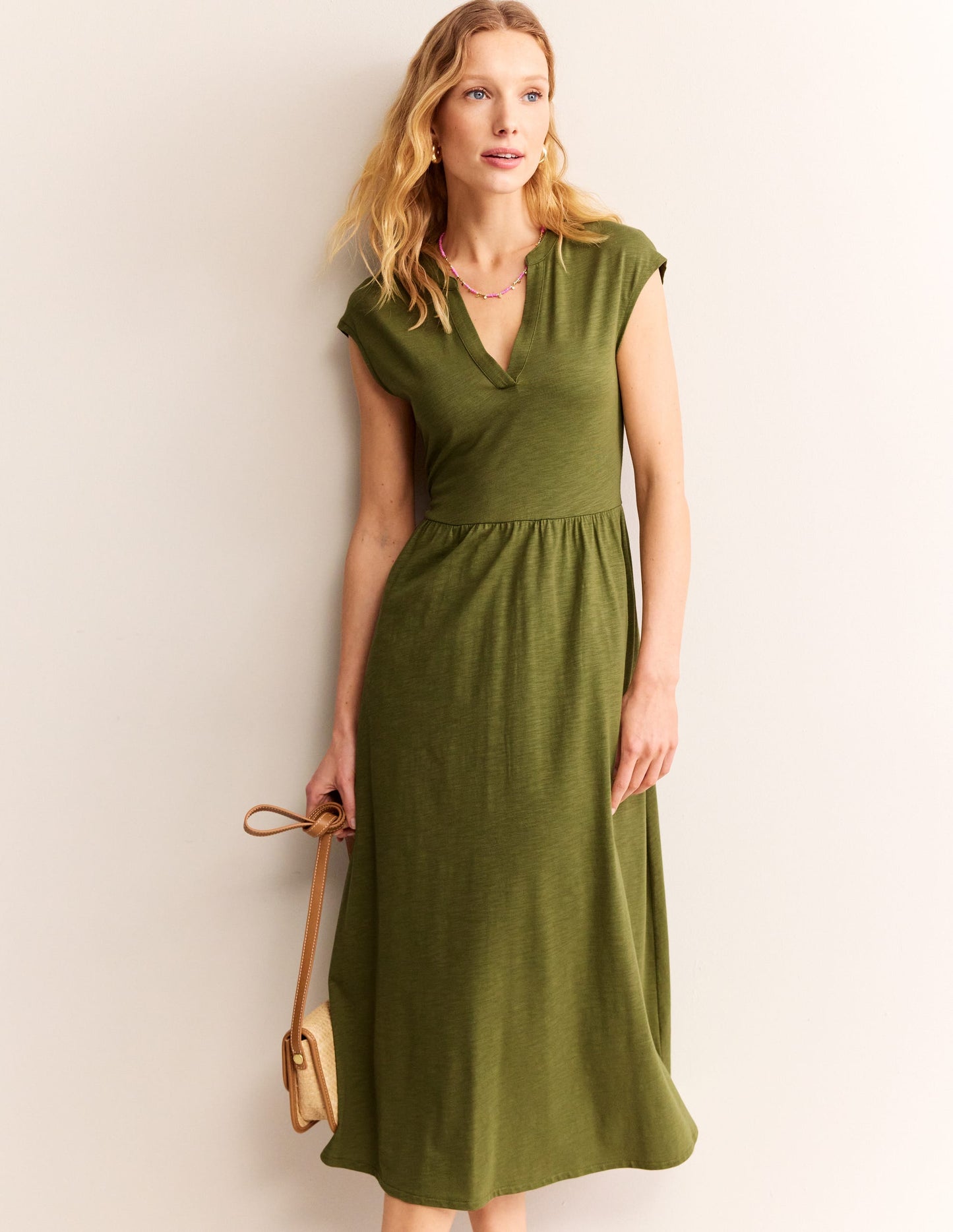 Chloe Jersey-Midikleid mit gekerbtem Ausschnitt-Eintagsfliege