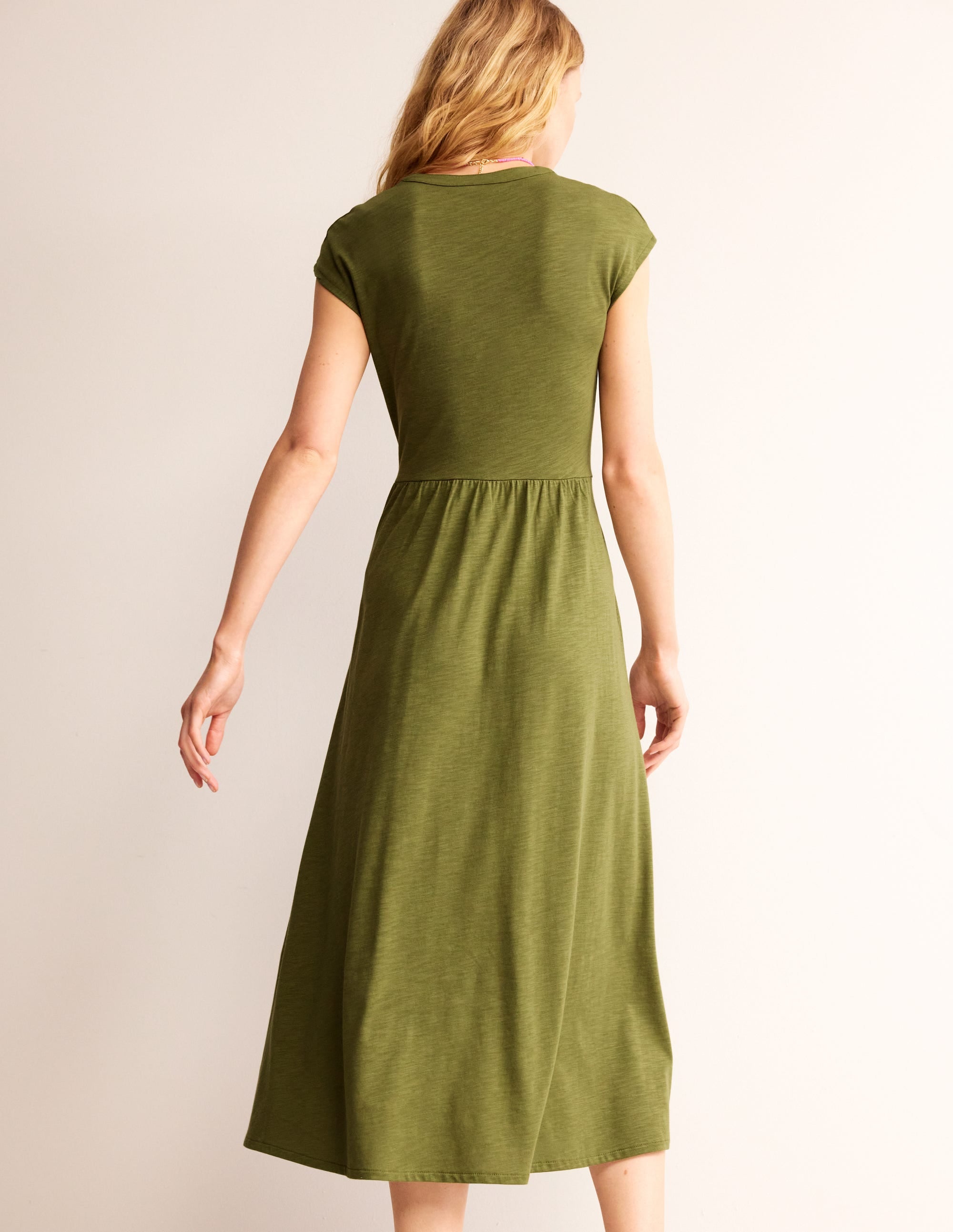 Chloe Jersey-Midikleid mit gekerbtem Ausschnitt-Eintagsfliege - Image 4