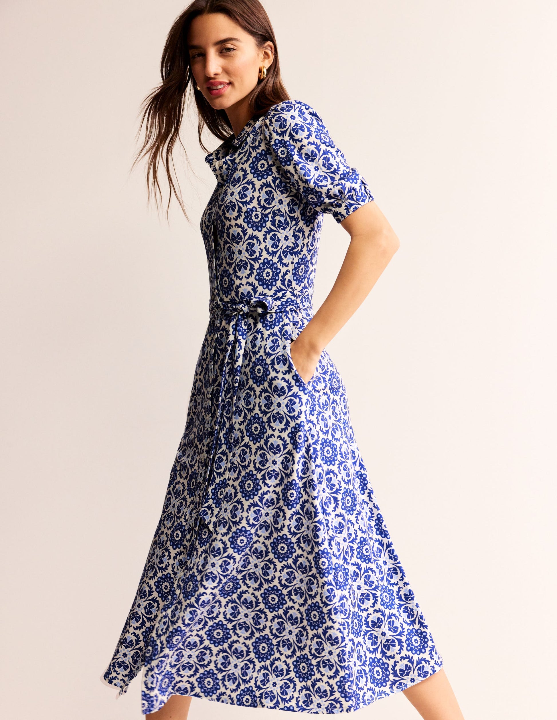 Libby Midi-Hemdblusenkleid aus Jersey-Surf the Web, Mosaik Blüte-1
