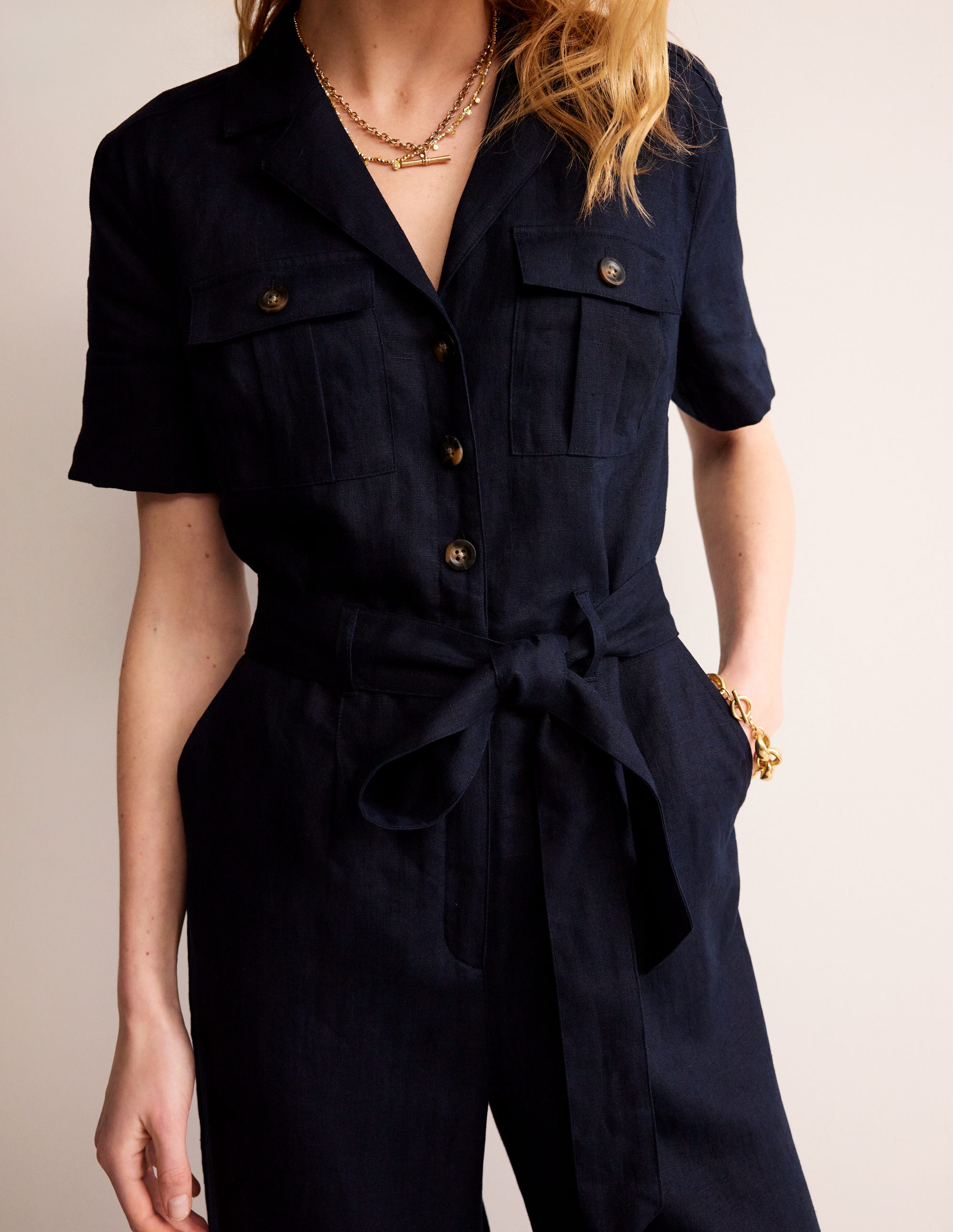 Jumpsuit aus Leinen mit Gürtel-Marineblau - Image 3