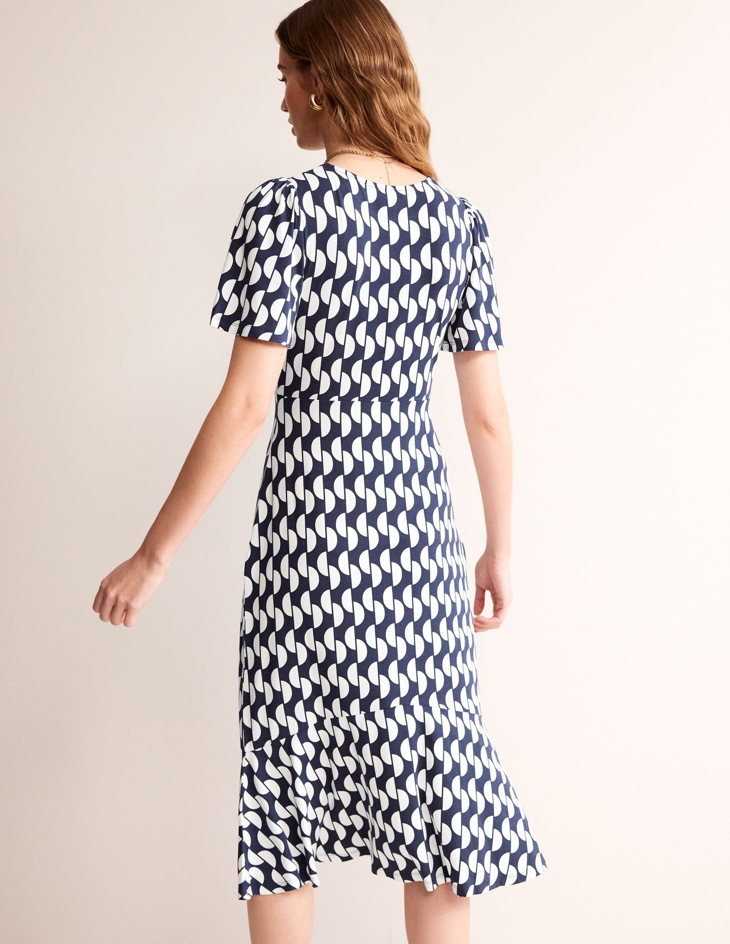 Robe midi style 40s Felicity en jersey-Bleu marine foncé, motif Geo Wave