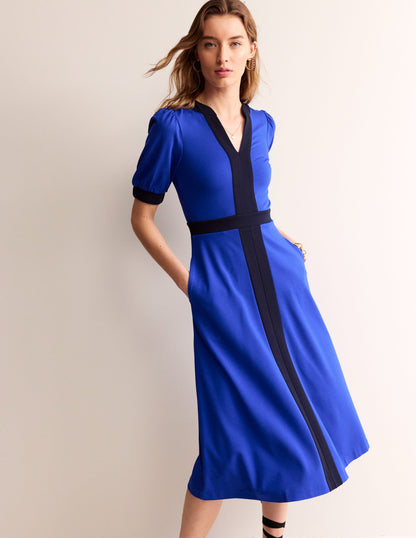 Robe Petra en point de Rome à manches bouffantes-Bleu connecté-4