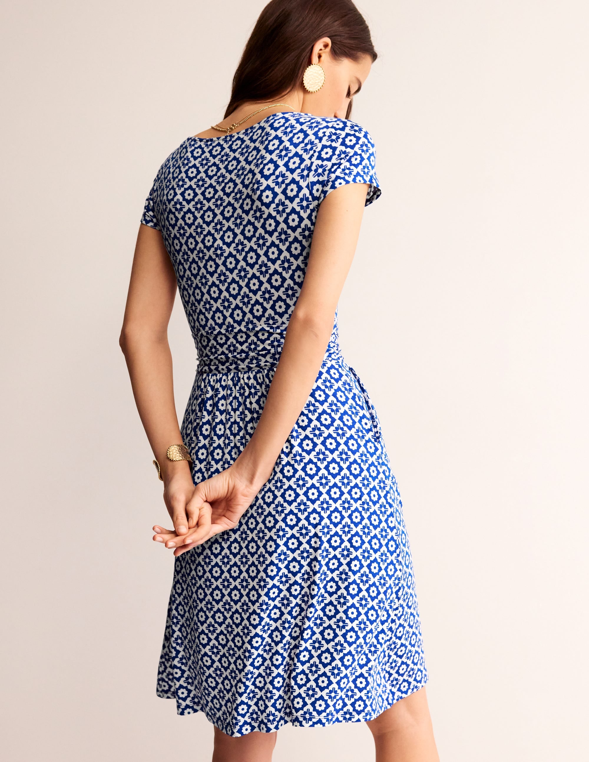 Amelie Jerseykleid-Surf The Web, Geometrischer Stempel - Image 3